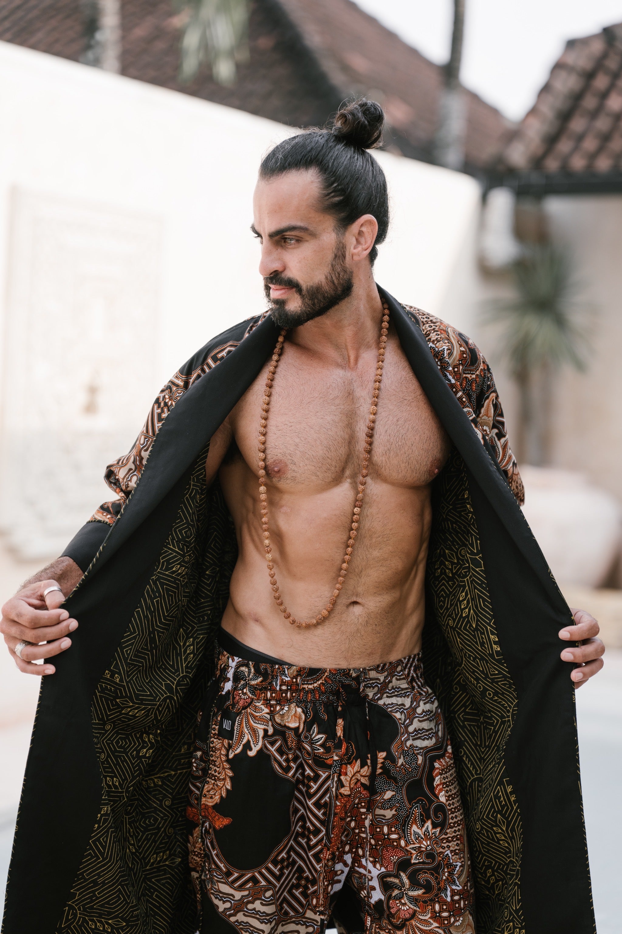 POMO Jacket Black Batik - Elegant Chic Kimono Jacket