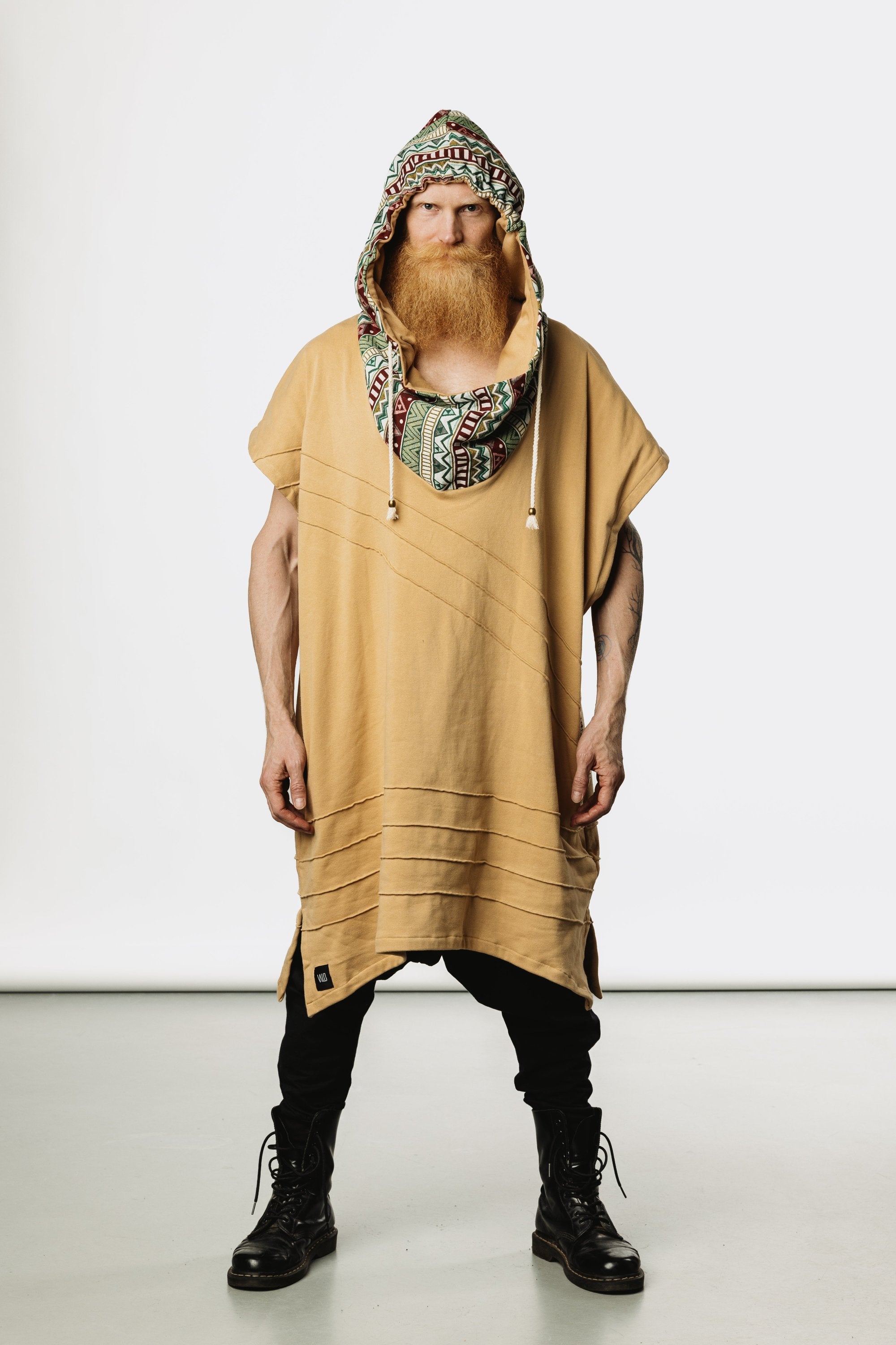 VALO Design Hoodies ONSEN - Inspired by Japanese aesthetics, our new hooded poncho robe kaftan ONSEN is made from 100% Terry Cotton, durable and smooth natural material