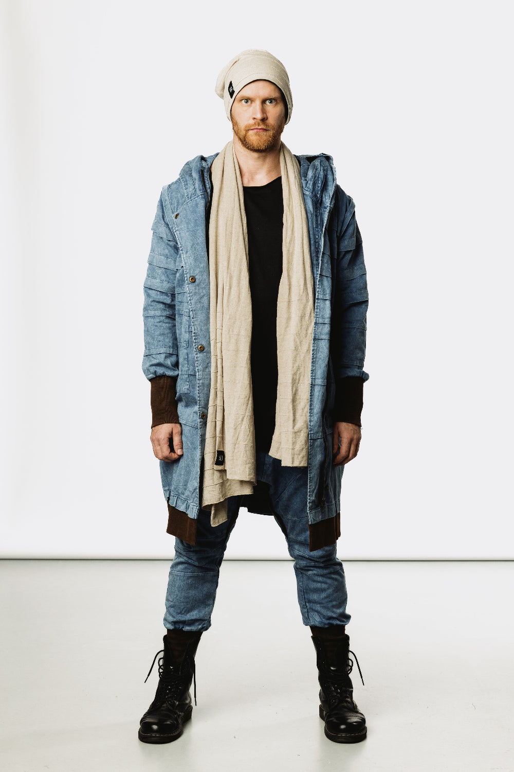 VALO Design Scarf HUIVI – Made from ultra-soft, medium-thickness natural hemp cotton fabric. Incredibly comfortable and becomes even softer with every wear