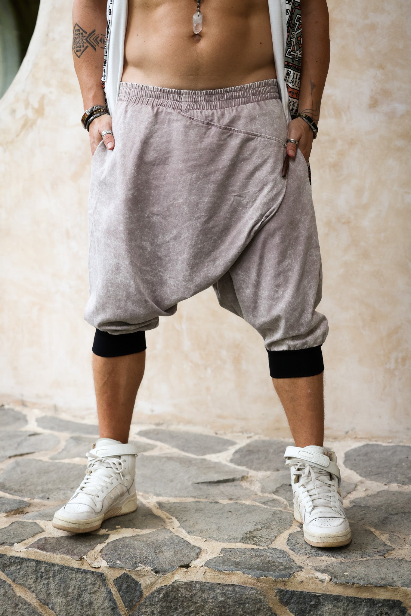 VALO Design Capris NINJA Capris – Ninja-style drop-crotch harem shorts crafted from soft, high-quality 100% cotton twill. The stonewash gives a denim-like look with a softer, more breathable feel.