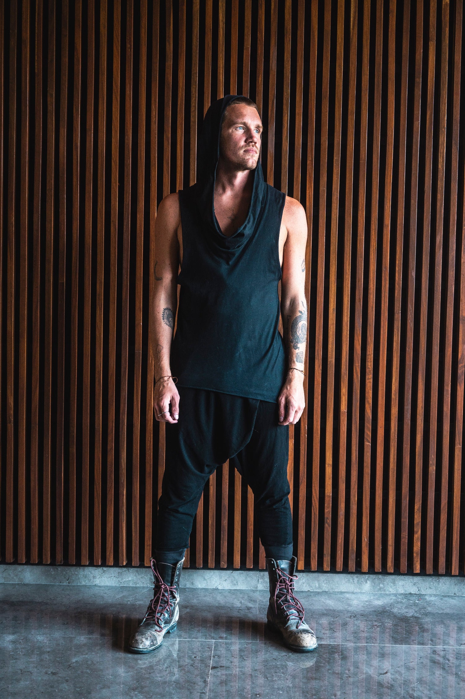 VALO Design Hoodies NOMAD Bamboo - Light and breathable cowl neck Ninja assassin style sleeveless hooded tee, made from eco-bamboo stretch