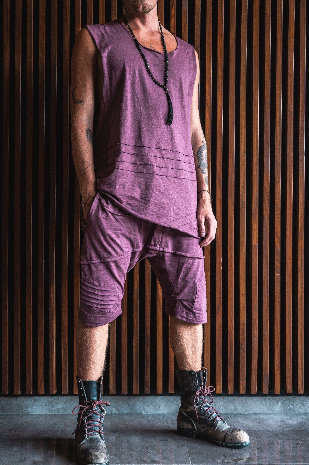 VALO Design Shorts SAHARA – Crafted from 100% soft cotton terry fabric with unique stitching details for a distinctive and stylish look