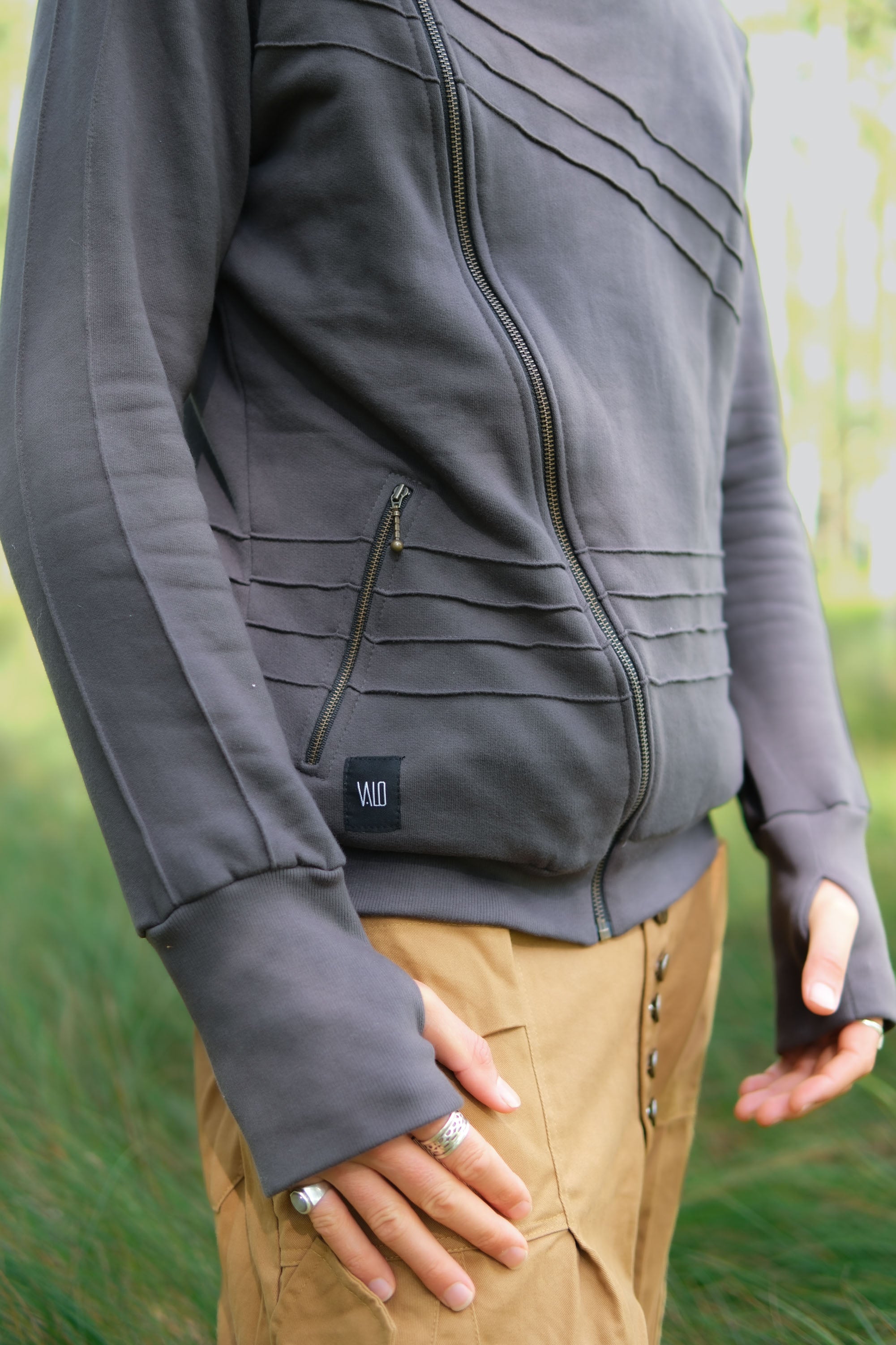 VALO Design - TARMO Grey Hoodie