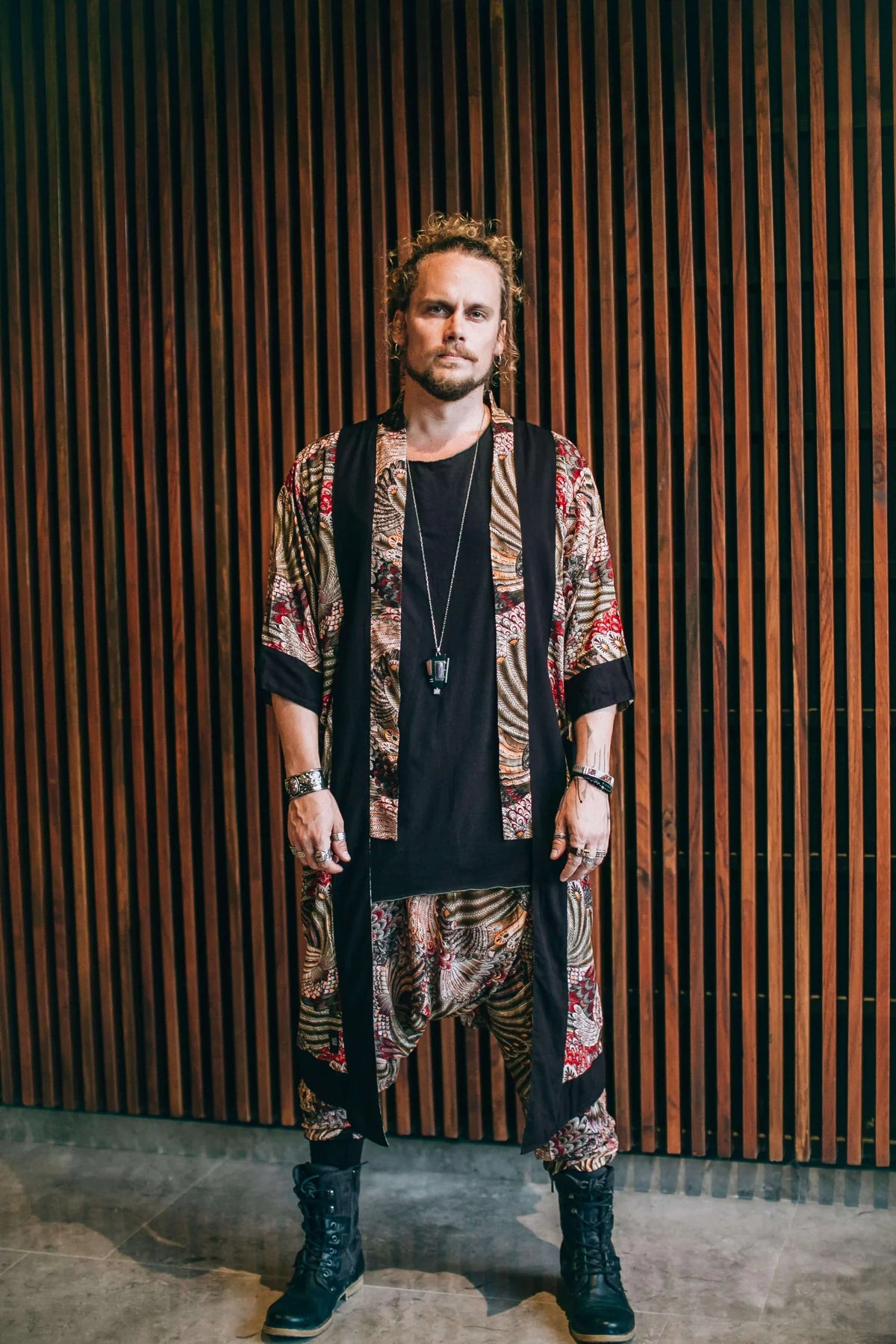 Bali Spirit Outfit - Tribal Feather Pattern