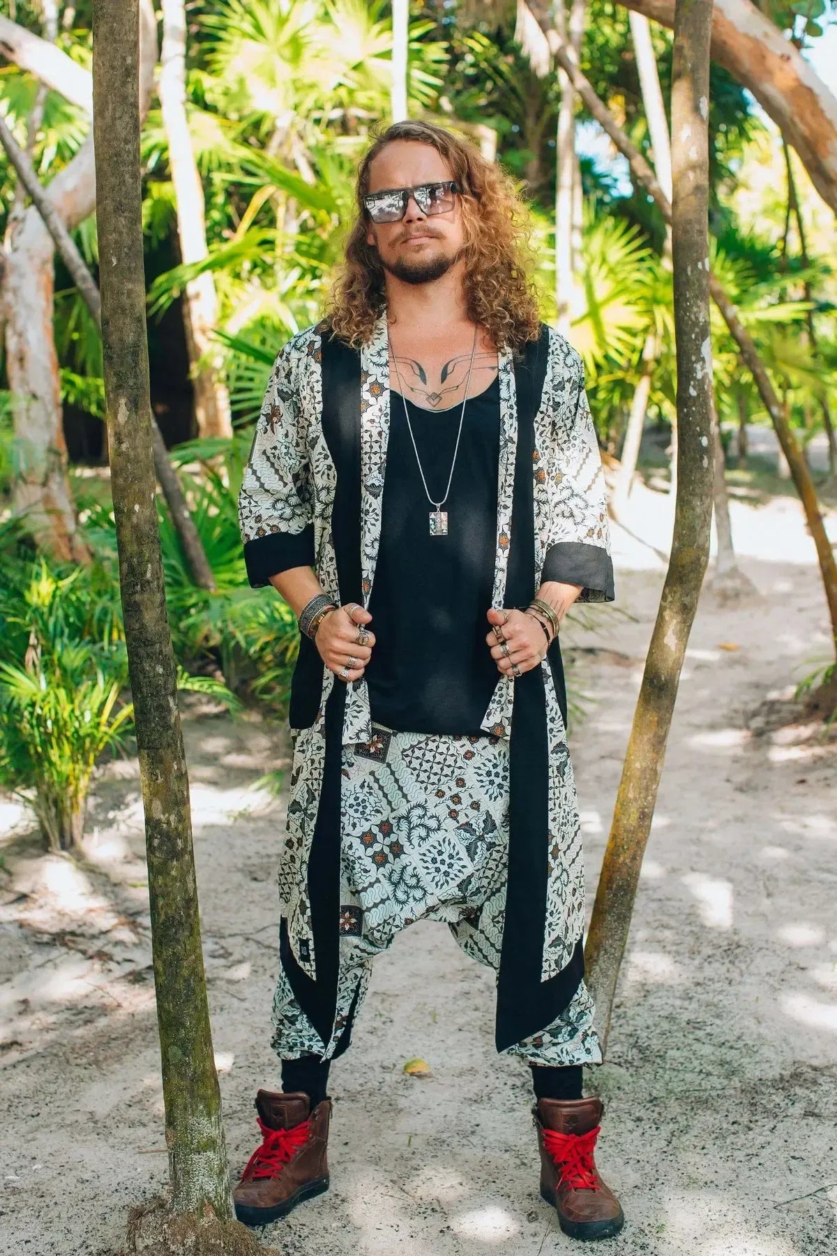 Bali Spirit Outfit White Batik