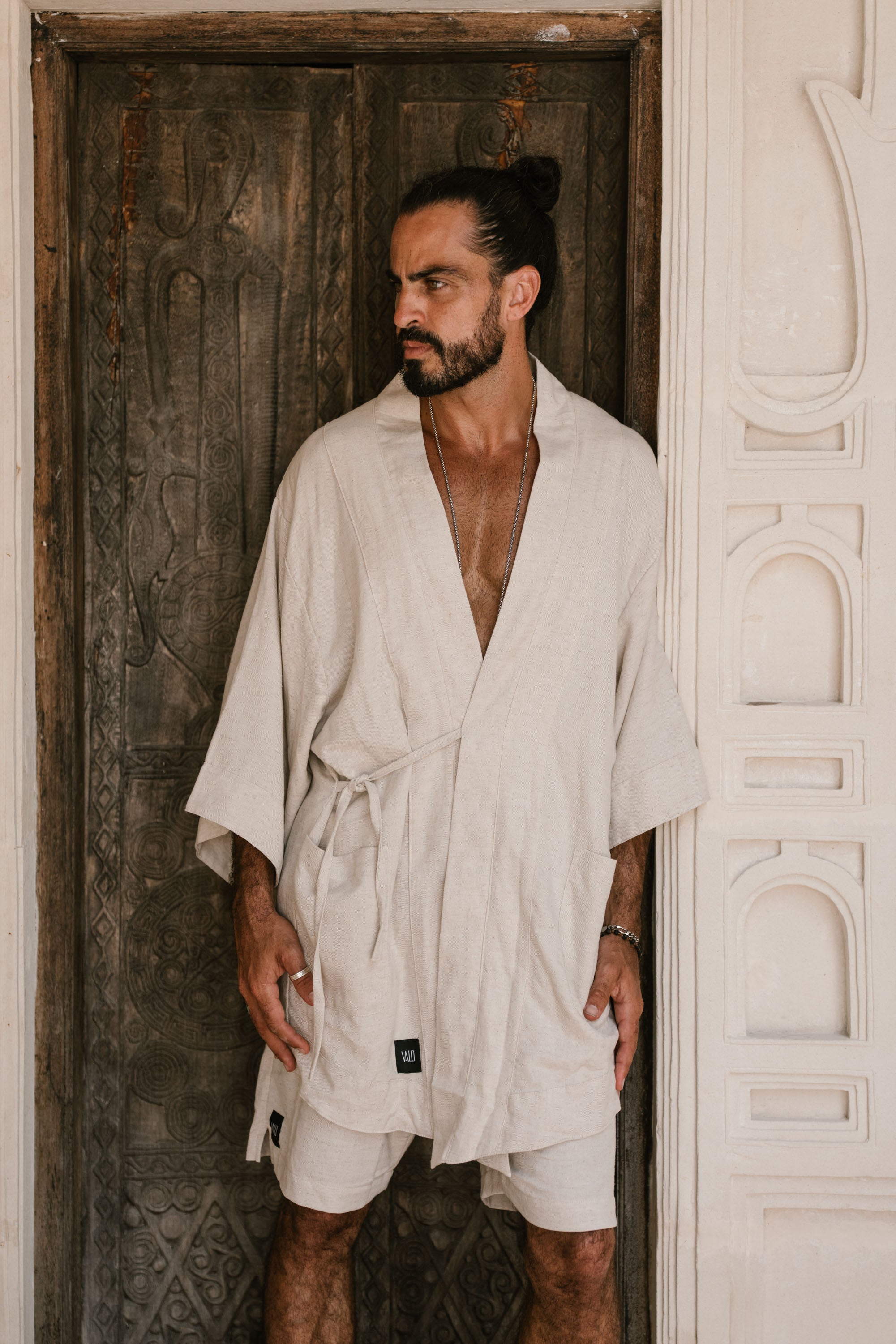 BUSHI Kimono - Japanese Inspired Short Kimono Robe