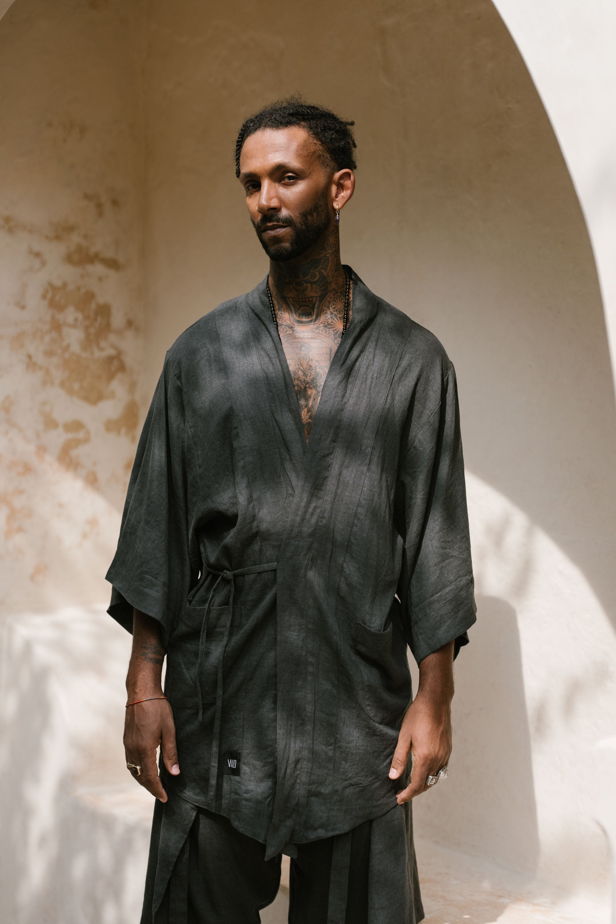 BUSHI Kimono - Japanese Inspired Short Kimono Robe