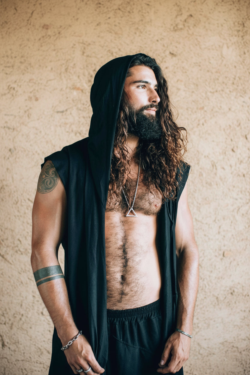 VALO Design Clothing Capes HANZO Black - Japanese style hooded bamboo Kimono Top