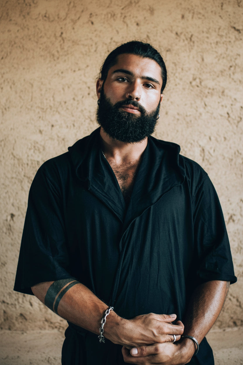 VALO Design Clothing Capes HANZO Black - Japanese style hooded bamboo Kimono Top