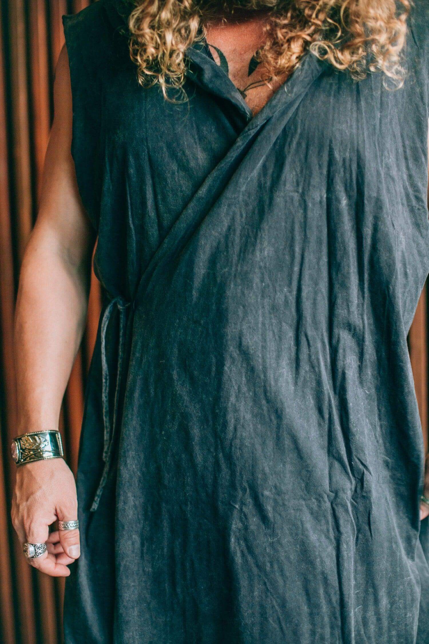 VALO Design Clothing Capes Copy of HANZO Black - Japanese style hooded bamboo Kimono Top