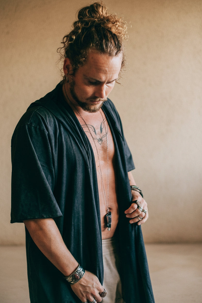 VALO Design Clothing Capes HANZO Black - Japanese style hooded bamboo Kimono Top