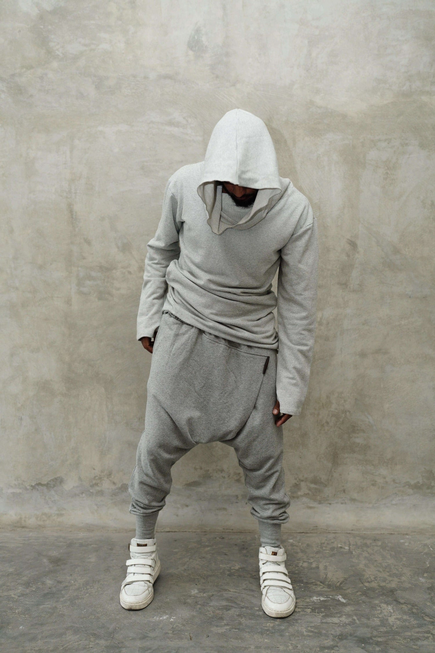 VALO Design Clothing Hoodies ILTA - An oversized assassin style hoodie with asymmetric cut, making the hoodie longer from both sides