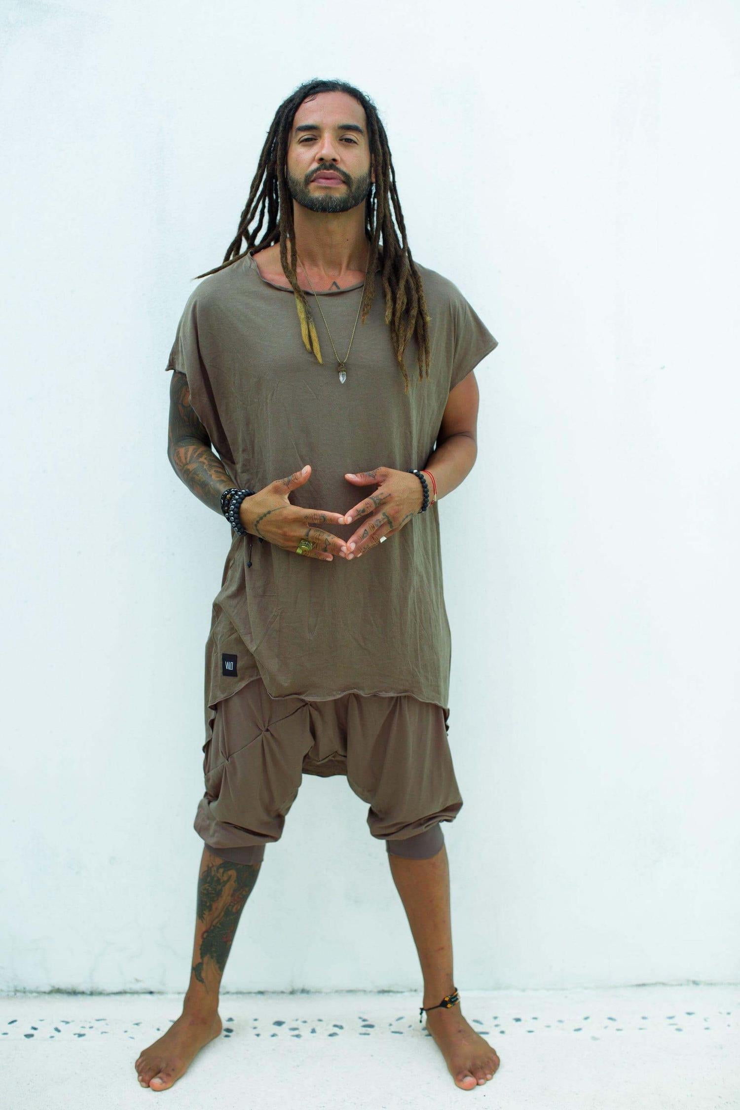 ISO - loose and comfortable asymmetric oversized t-shirt cropped top - VALO Design Clothing