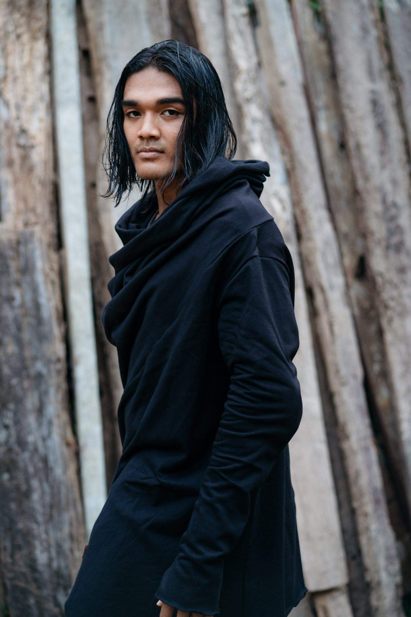 VALO Design Hoodies KENOBI Obsidian Black - Jedi style cotton denim hoodie with wooden buttons