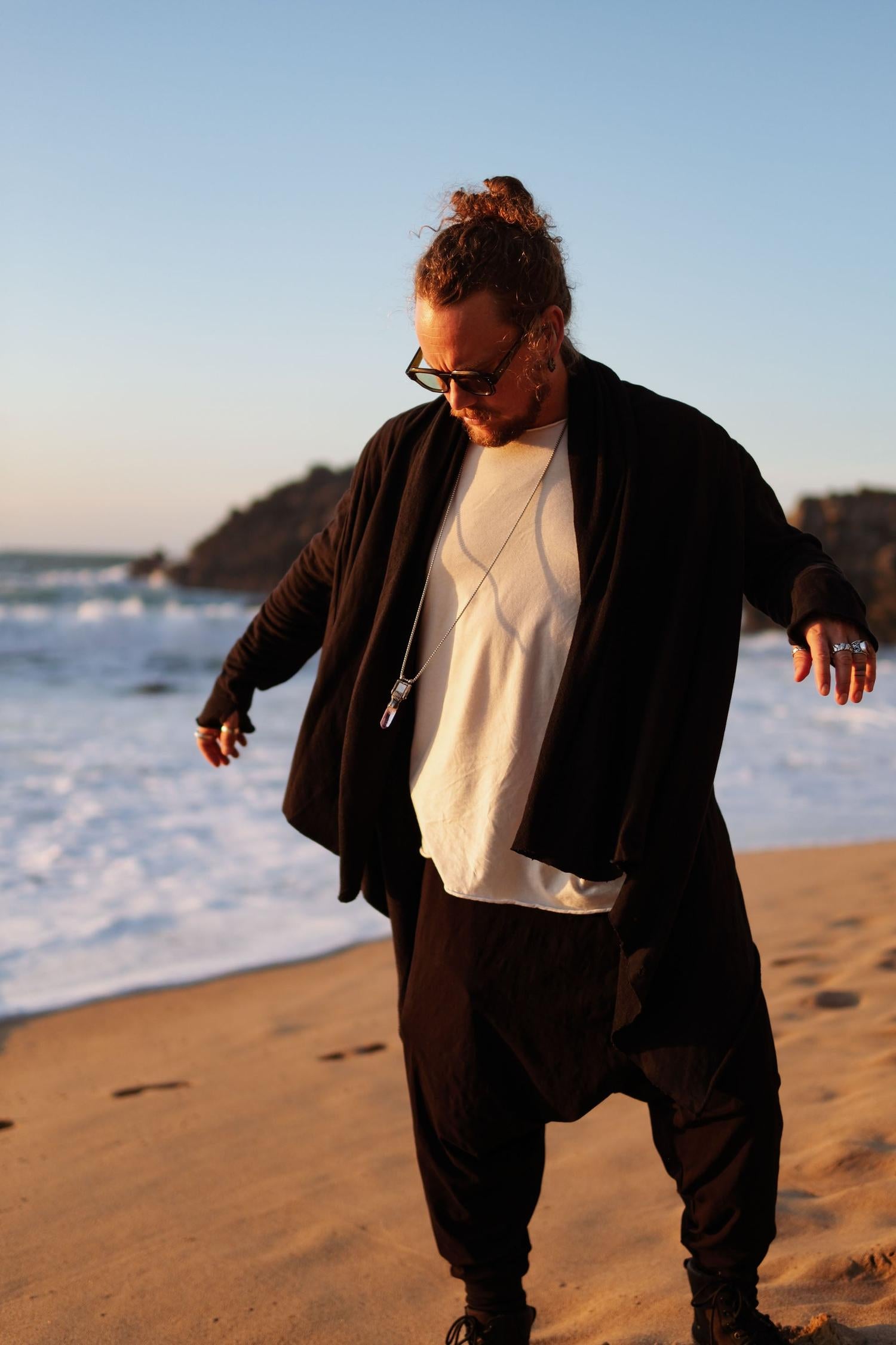 KENOBI Obsidian Black - Stylish Jedi Style Long-sleeve Hoodie Robe