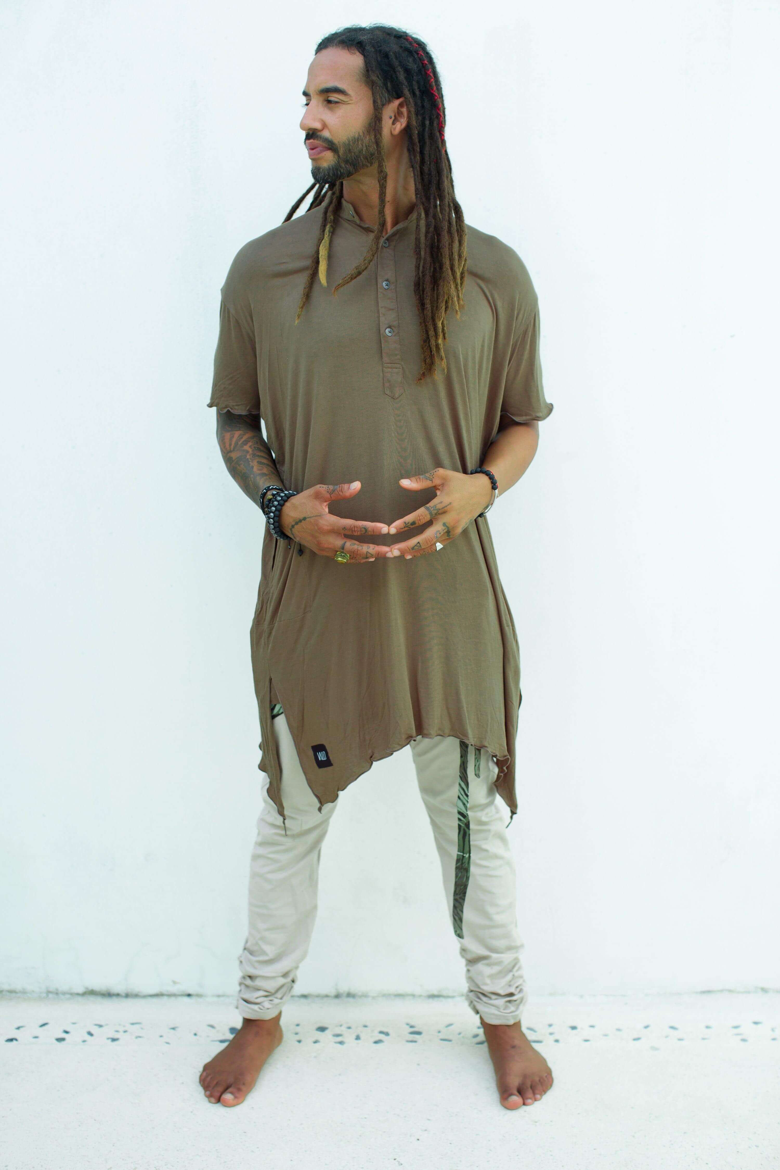 VALO Design Clothing KURTAN - Bamboo oversize tee with top button up and asymmetric side cuts