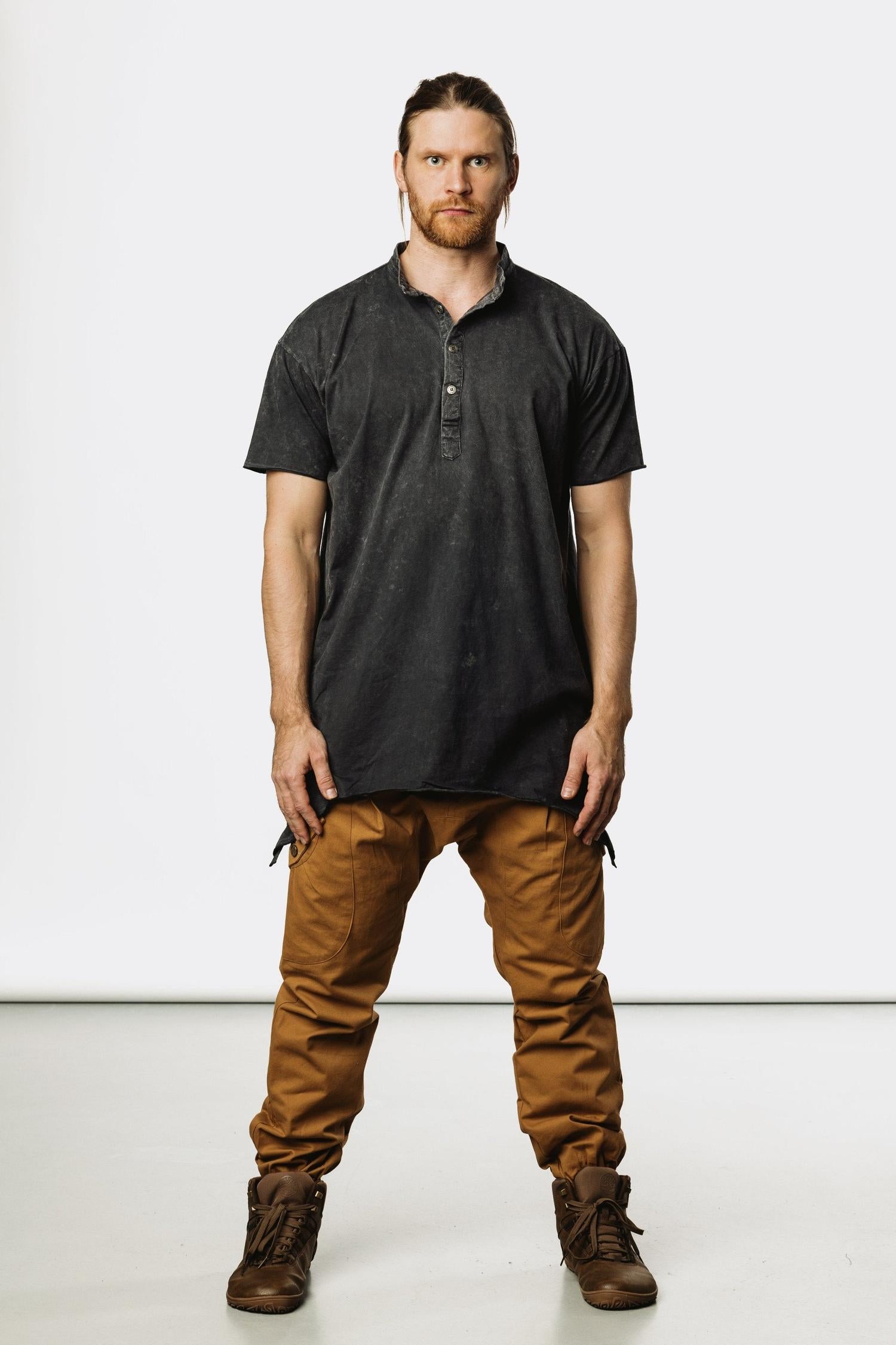 VALO Design Clothing KURTAN - Bamboo oversize tee with top button up and asymmetric side cuts