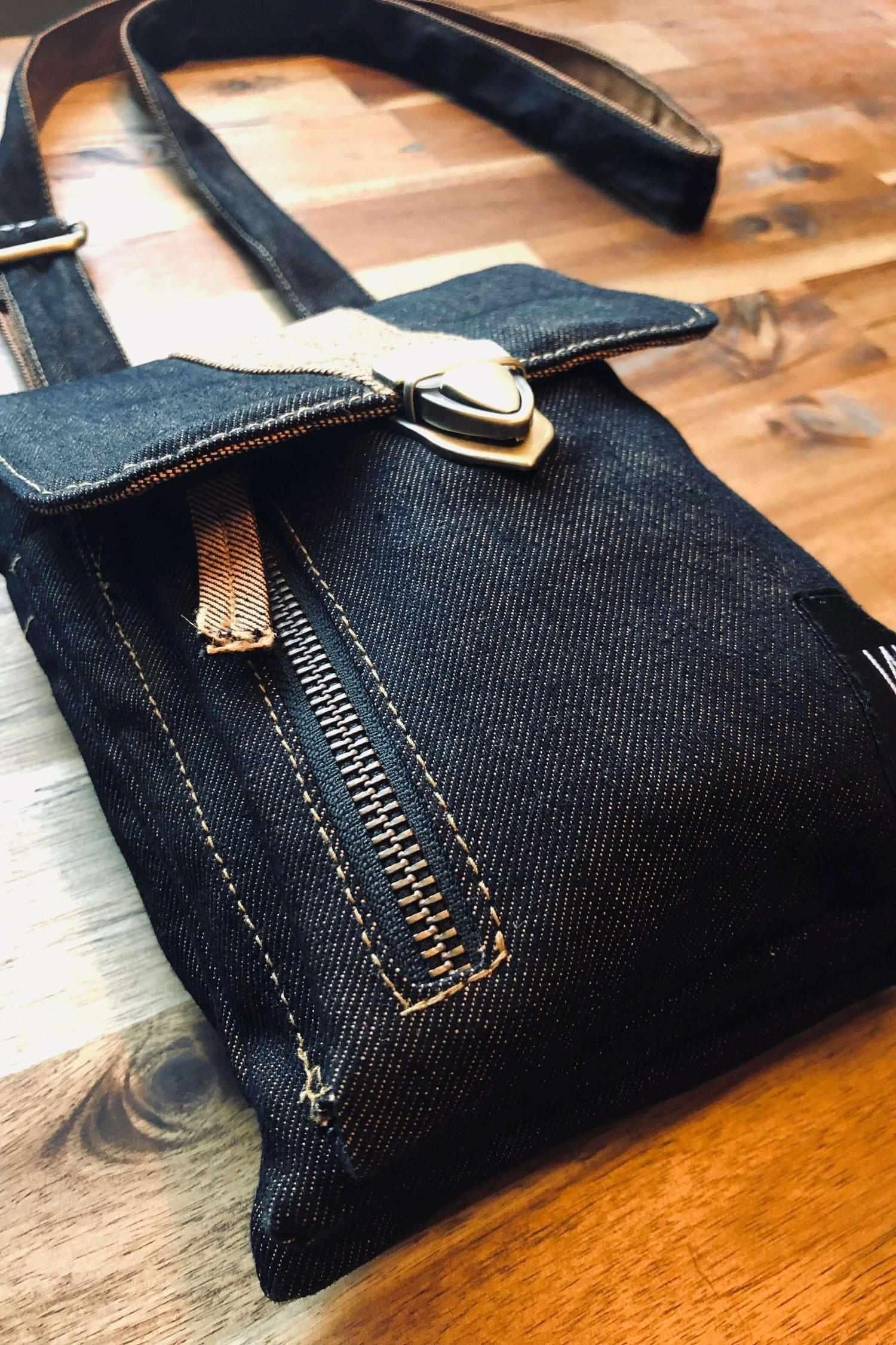 VALO Design Clothing Bag MATKA – A medium-sized shoulder bag with multiple pockets, designed for travelers seeking style and functionality