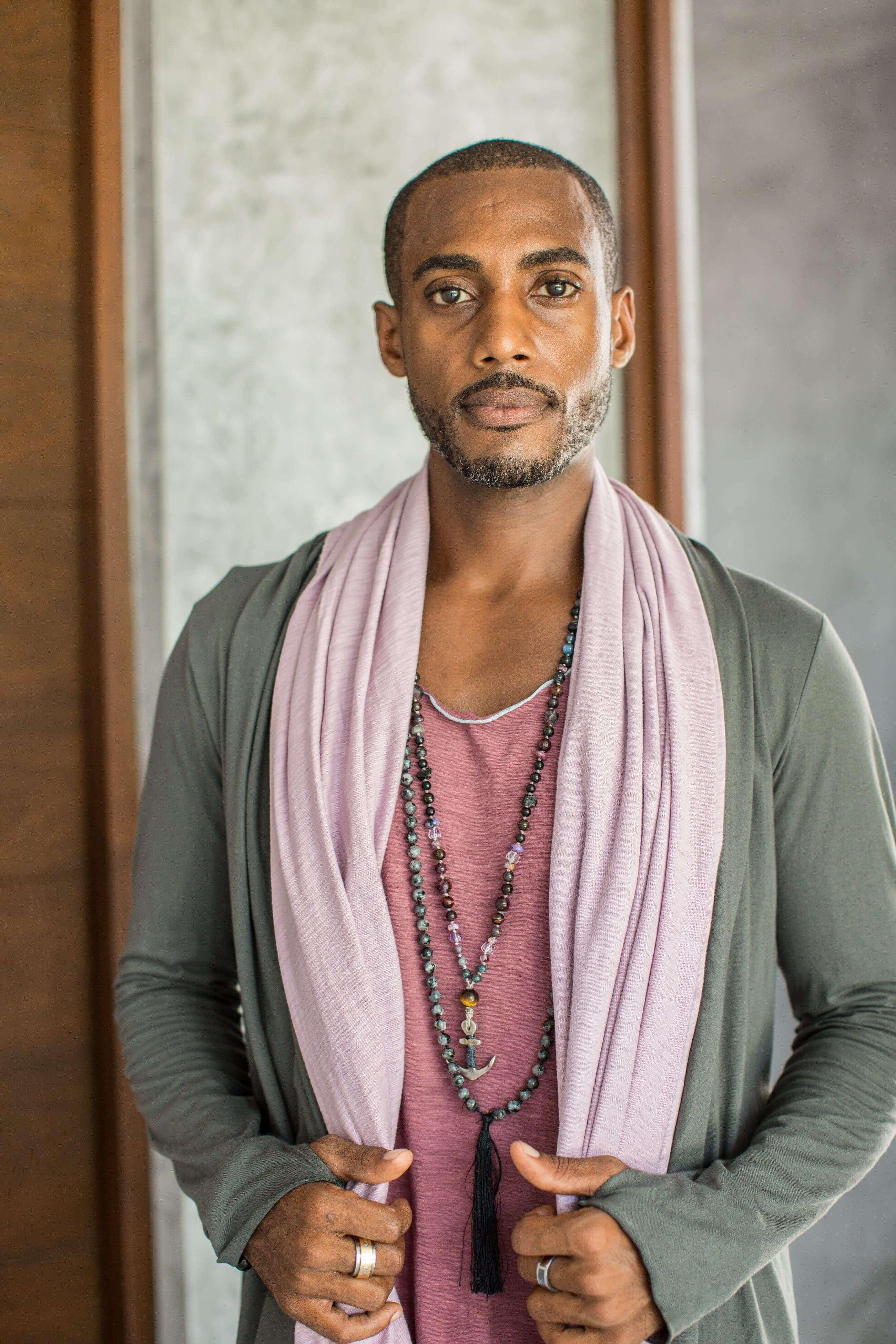 VALO Design Capes NEW MOON - Long-sleeve, double-layered, multi-use hooded cardigan made with high-quality, natural materials. Versatile design perfect for layering or as a statement piece.