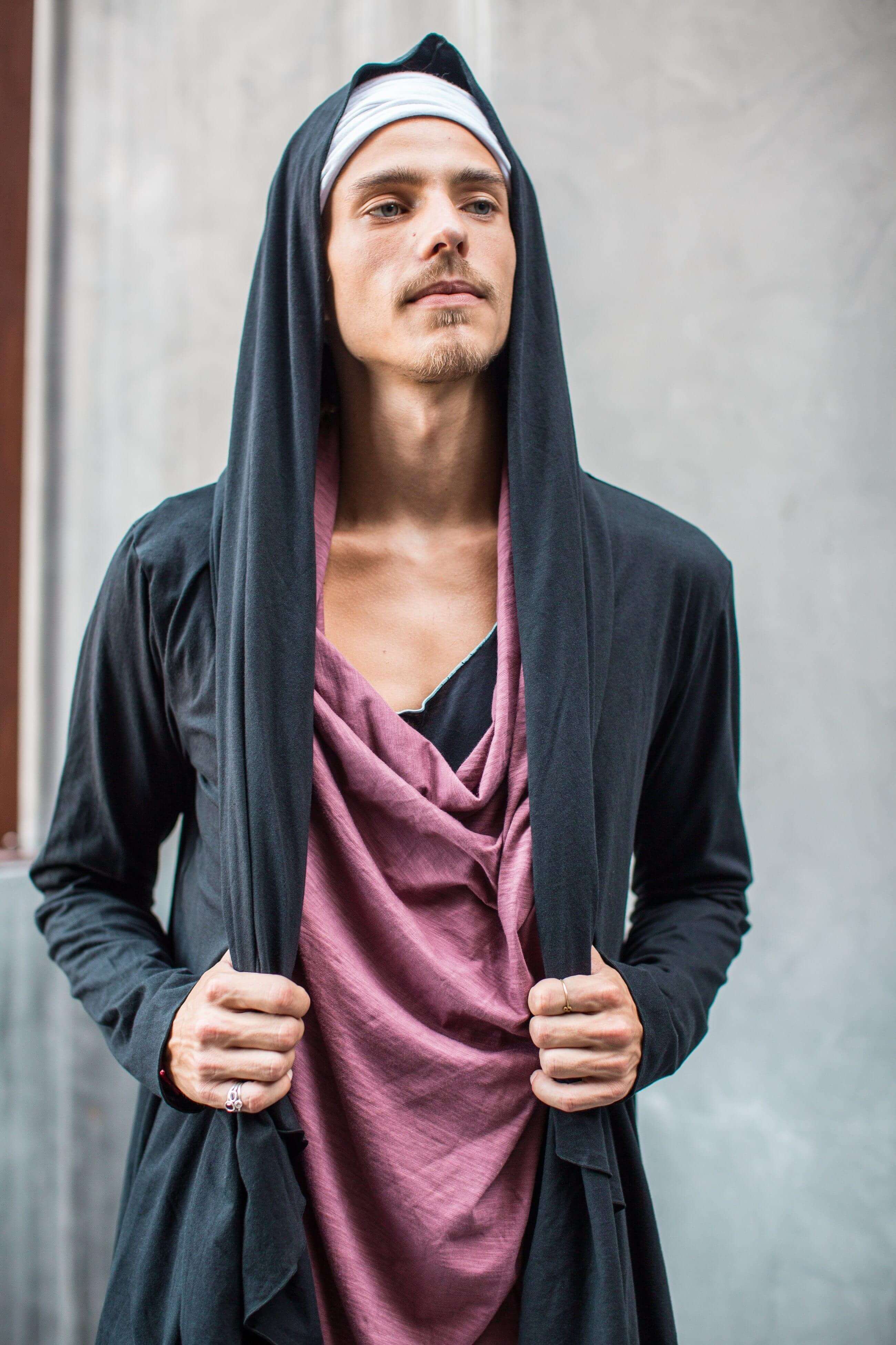 VALO Design Capes NEW MOON - Long-sleeve, double-layered, multi-use hooded cardigan made with high-quality, natural materials. Versatile design perfect for layering or as a statement piece.