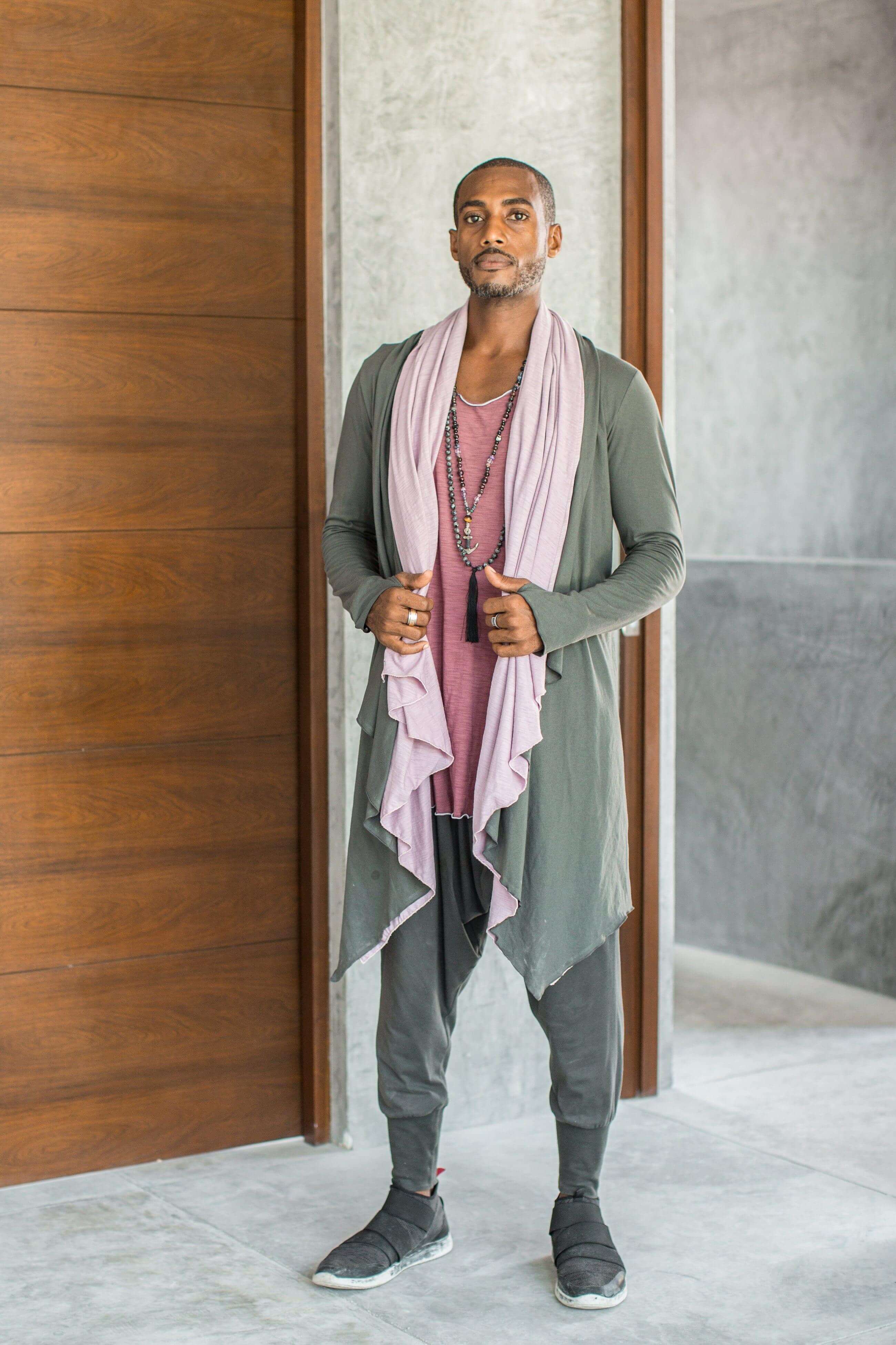 VALO Design Capes NEW MOON - Long-sleeve, double-layered, multi-use hooded cardigan made with high-quality, natural materials. Versatile design perfect for layering or as a statement piece.