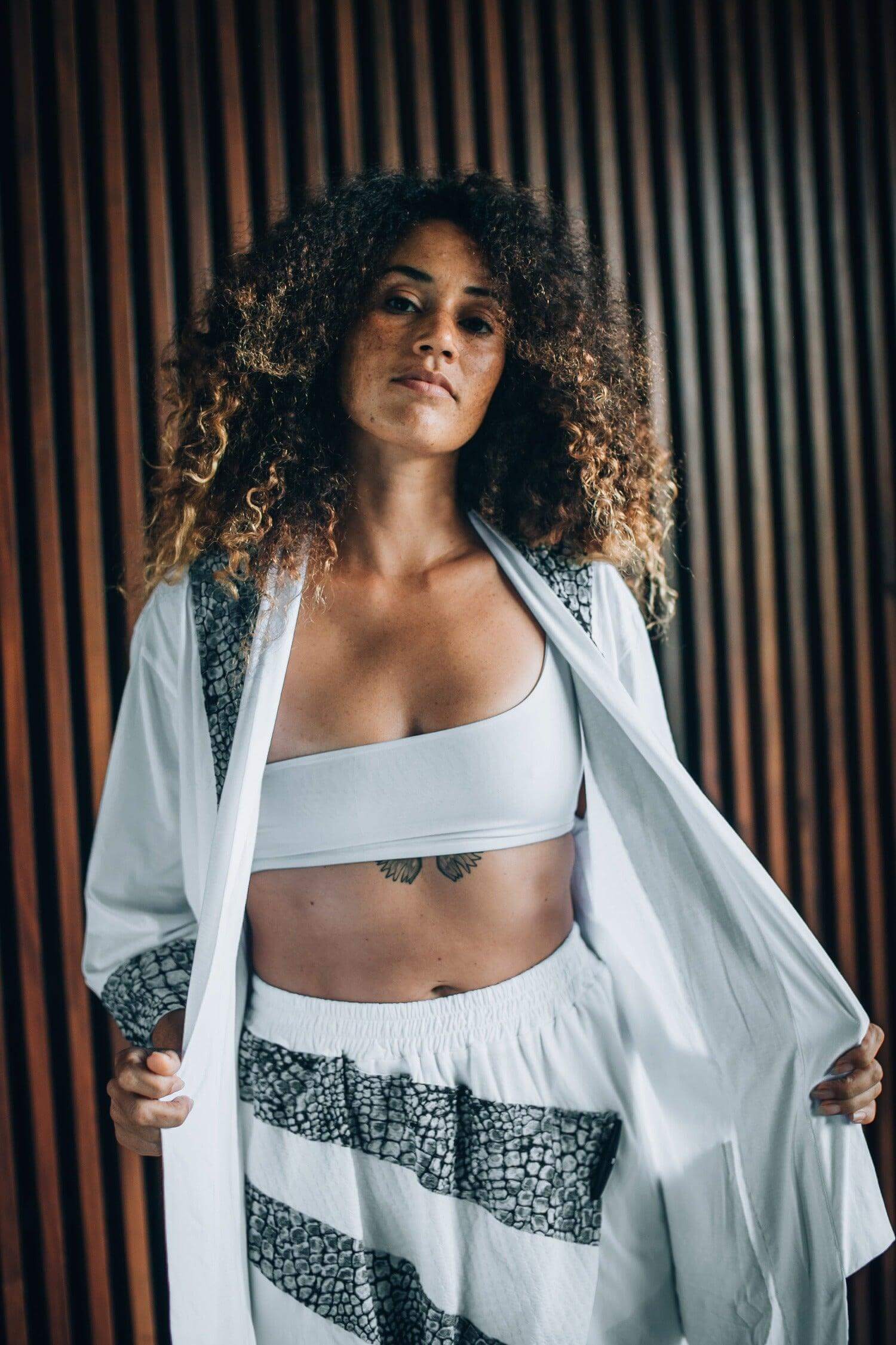 VALO Design Pants Ninja Warrior AGUNG – Stylish, slim-leg harem drop-crotch pants crafted from soft, elegant cotton fabric