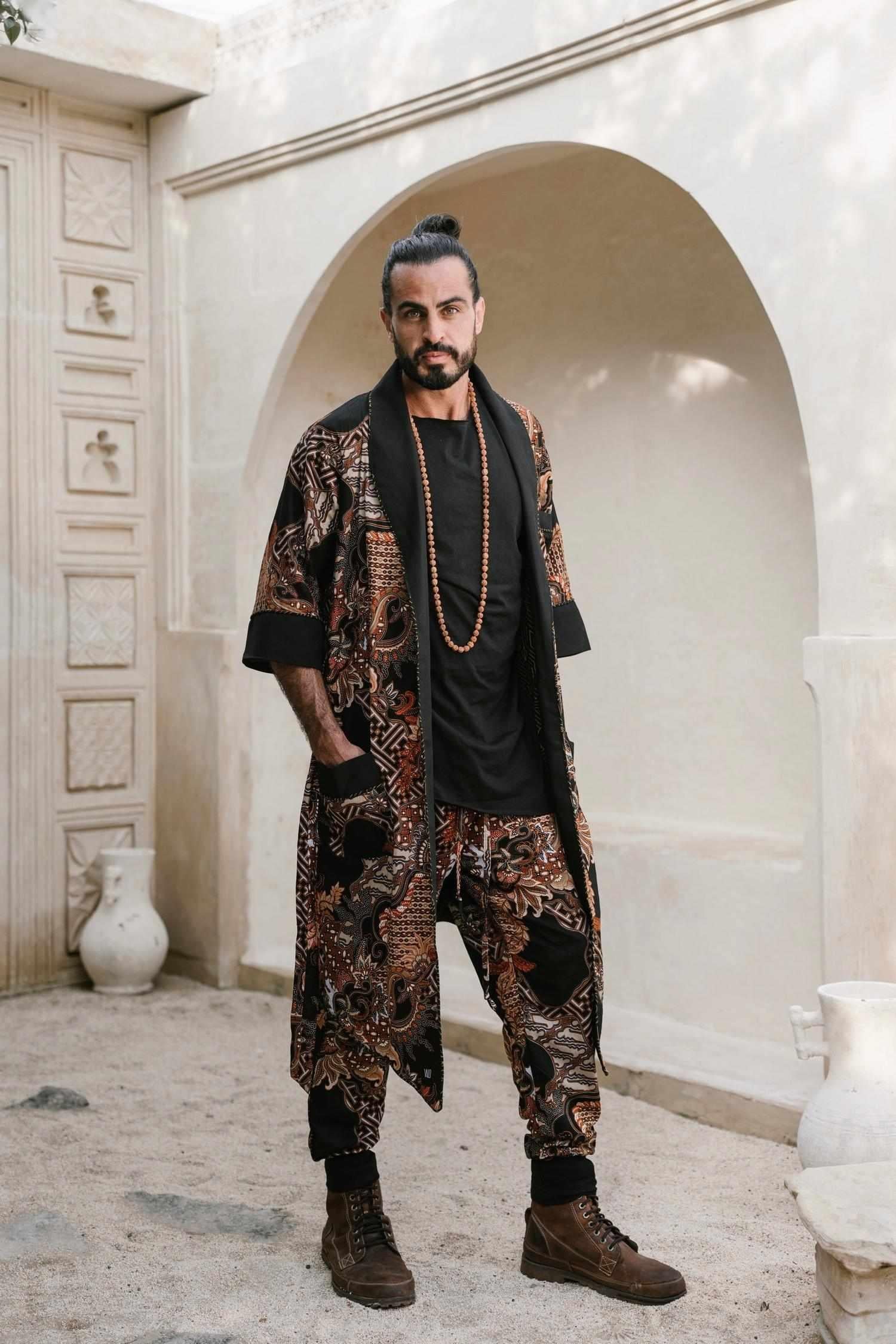 POMO Jacket Black Batik - Elegant Chic Kimono Jacket