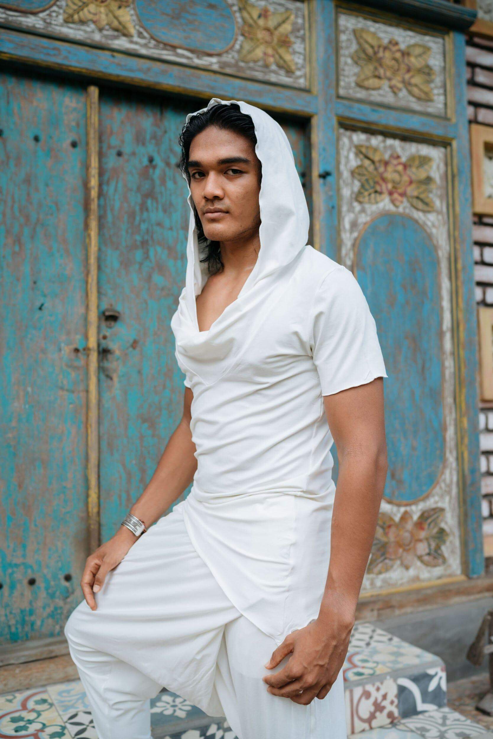 VALO Design RAUHA – A light, breathable, and striking ninja-assassin-style Jedi hooded tee, crafted from ultra-soft, high-quality organic bamboo stretch fabric