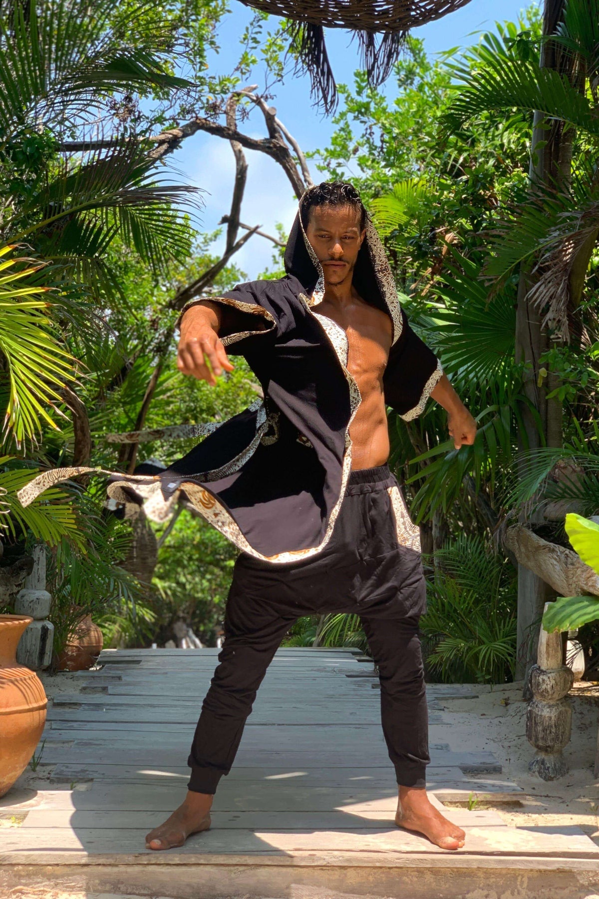 VALOdesigns Capes SHITAGI Black - Unique hooded bamboo kimono with tribal details