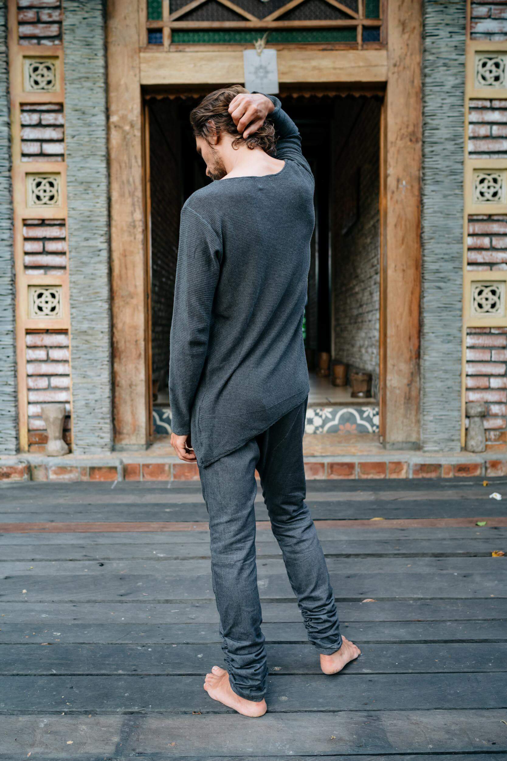 VALOdesigns Shirts TULI Knit - Long sleeve deep v-neck asymmetric knit cotton shirt