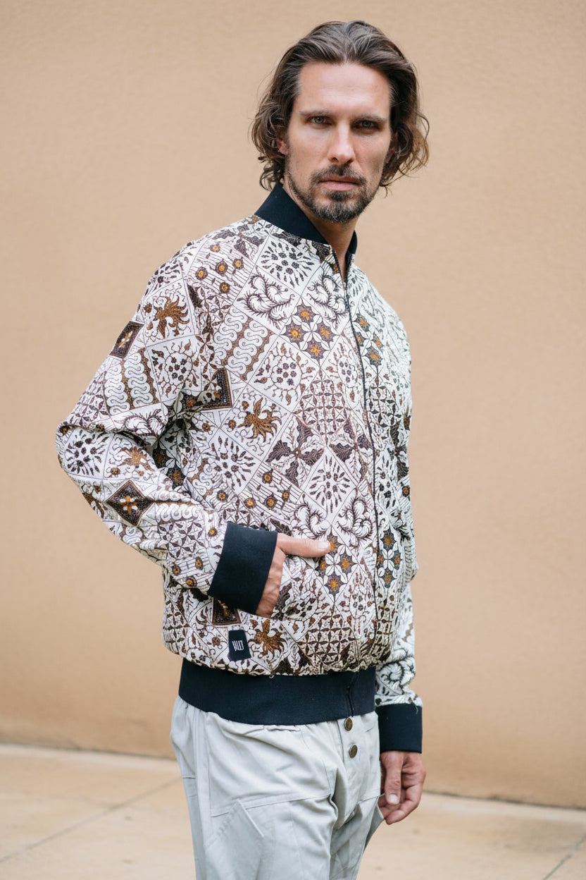 VALOdesigns Jackets M/L / Cream Batik VALO BOMBER - Reversible multicolor cotton bomber zipper jacket with unique print