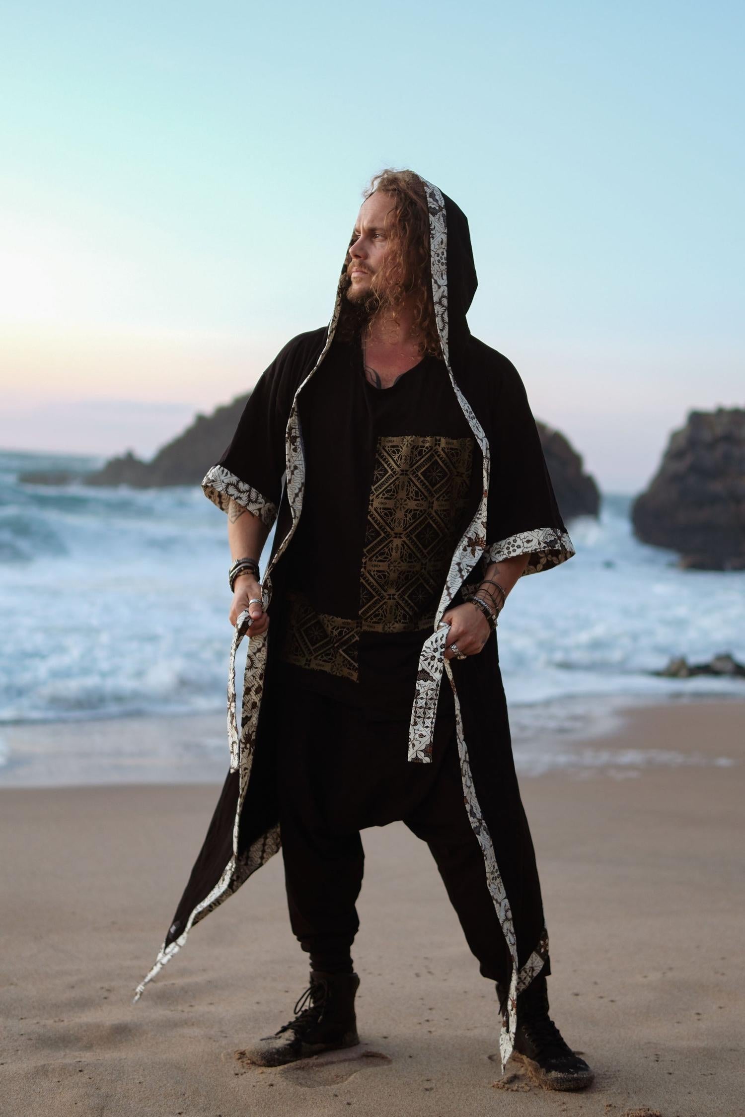 SHITAGI Black - Unique Hooded Bamboo Kimono with Tribal Details