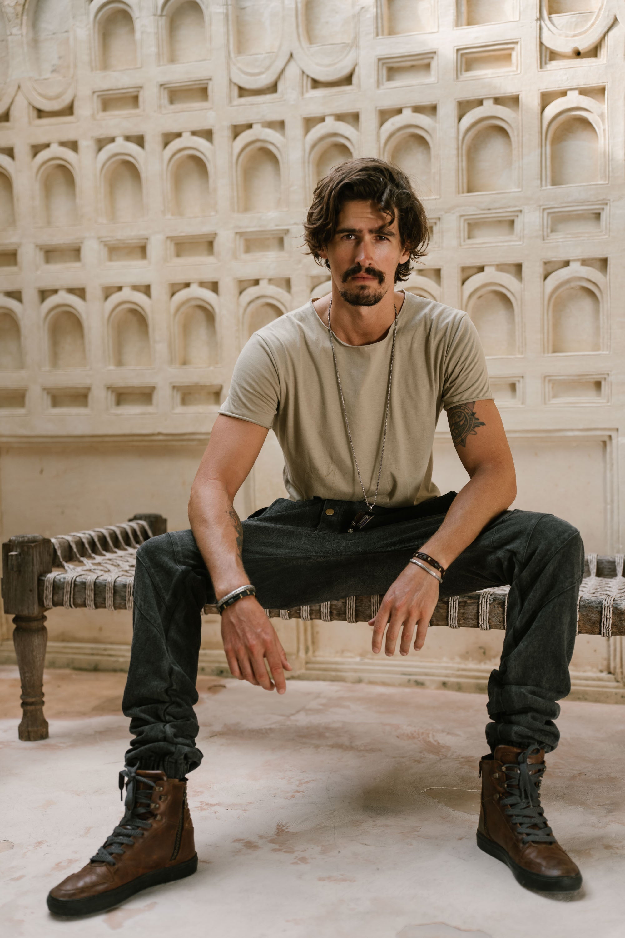 VALO FIT - Crew Neck Tee Shirt