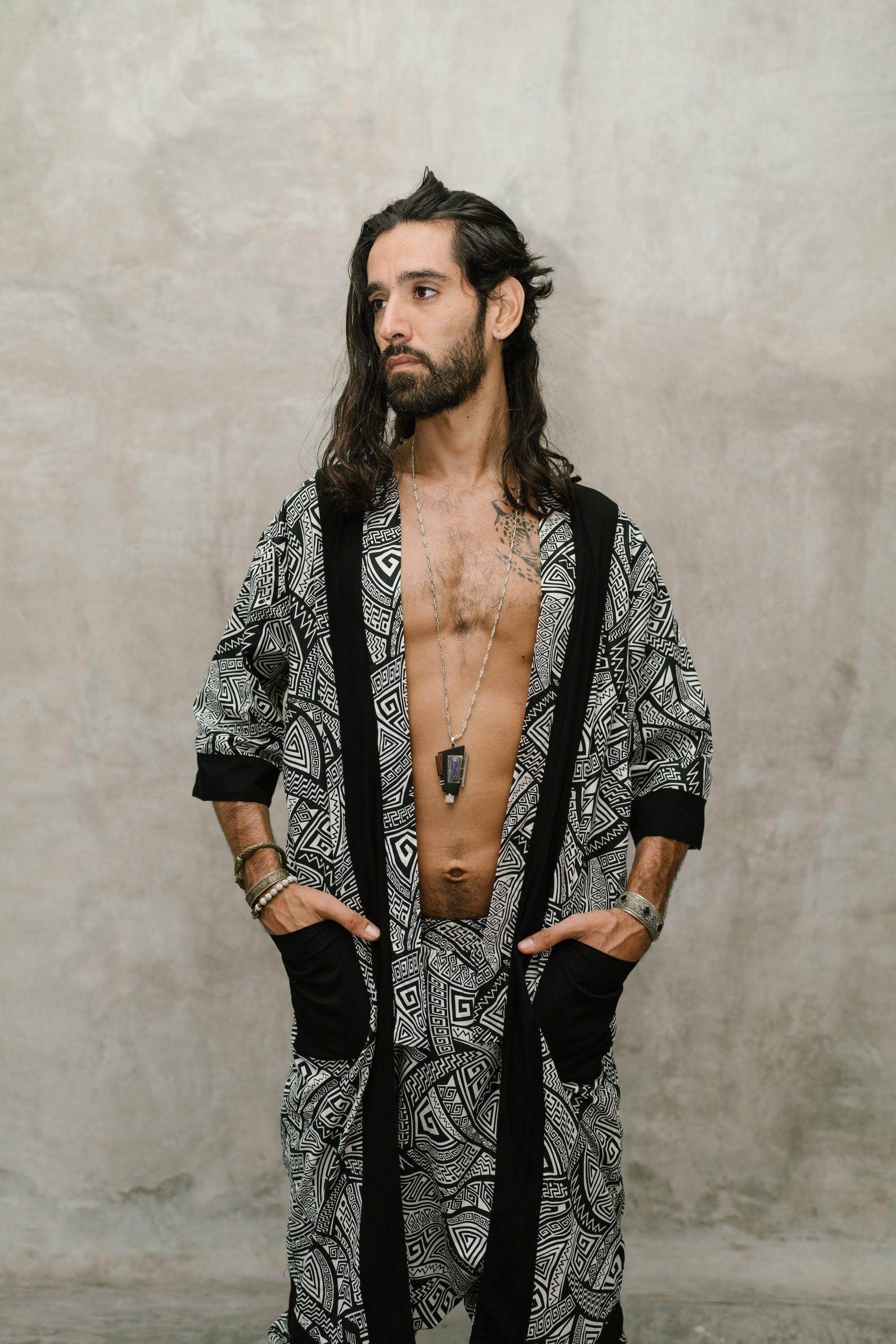 VALO Design Clothing VALO SPIRIT Black & White Tribal - elegant & unique cotton kimono cardigan