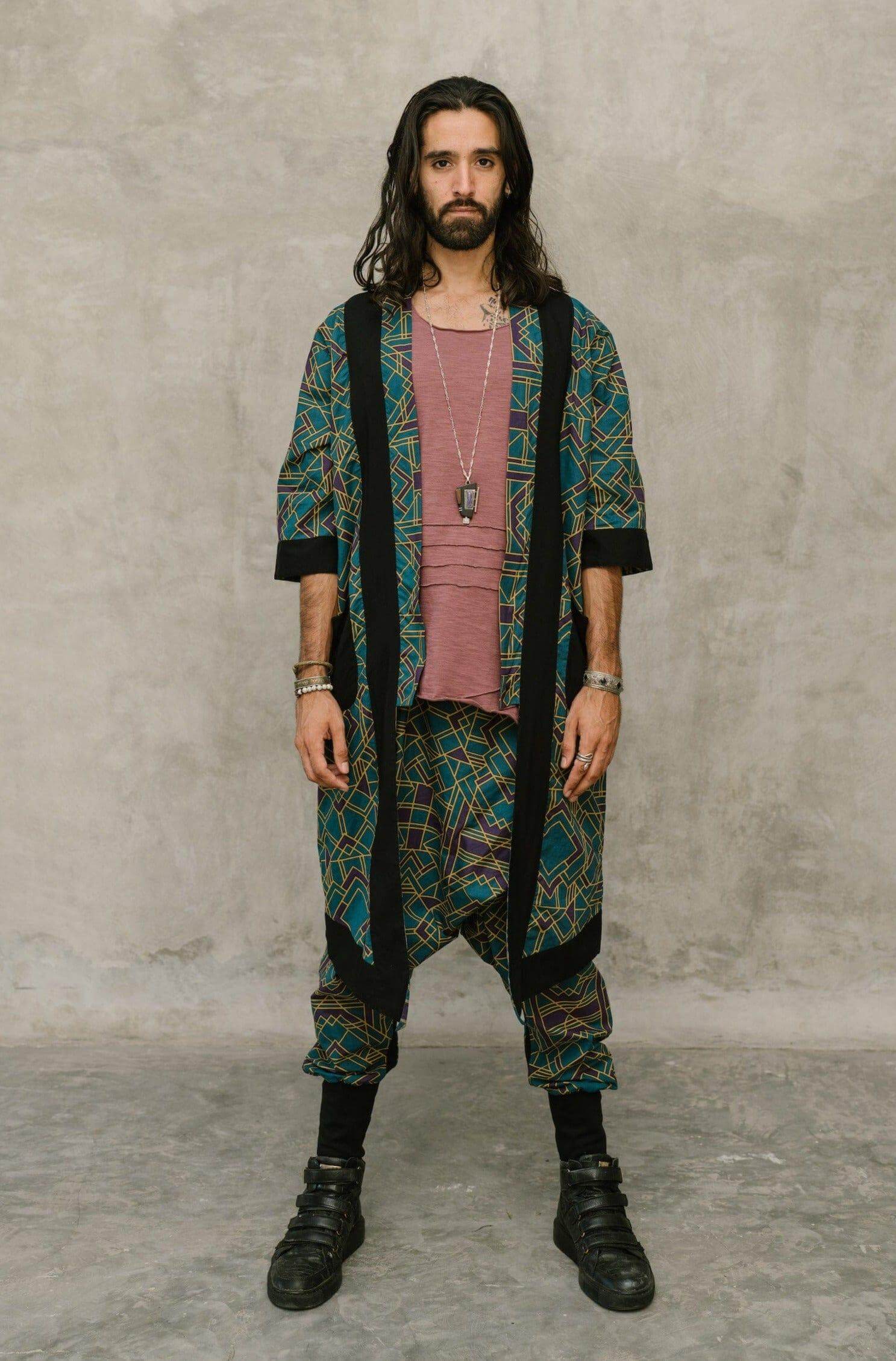 VALO Design Kimono VALO Spirit - An impressive and elegant long 100% cotton kimono cardigan, for festivals, beach or lounging at home