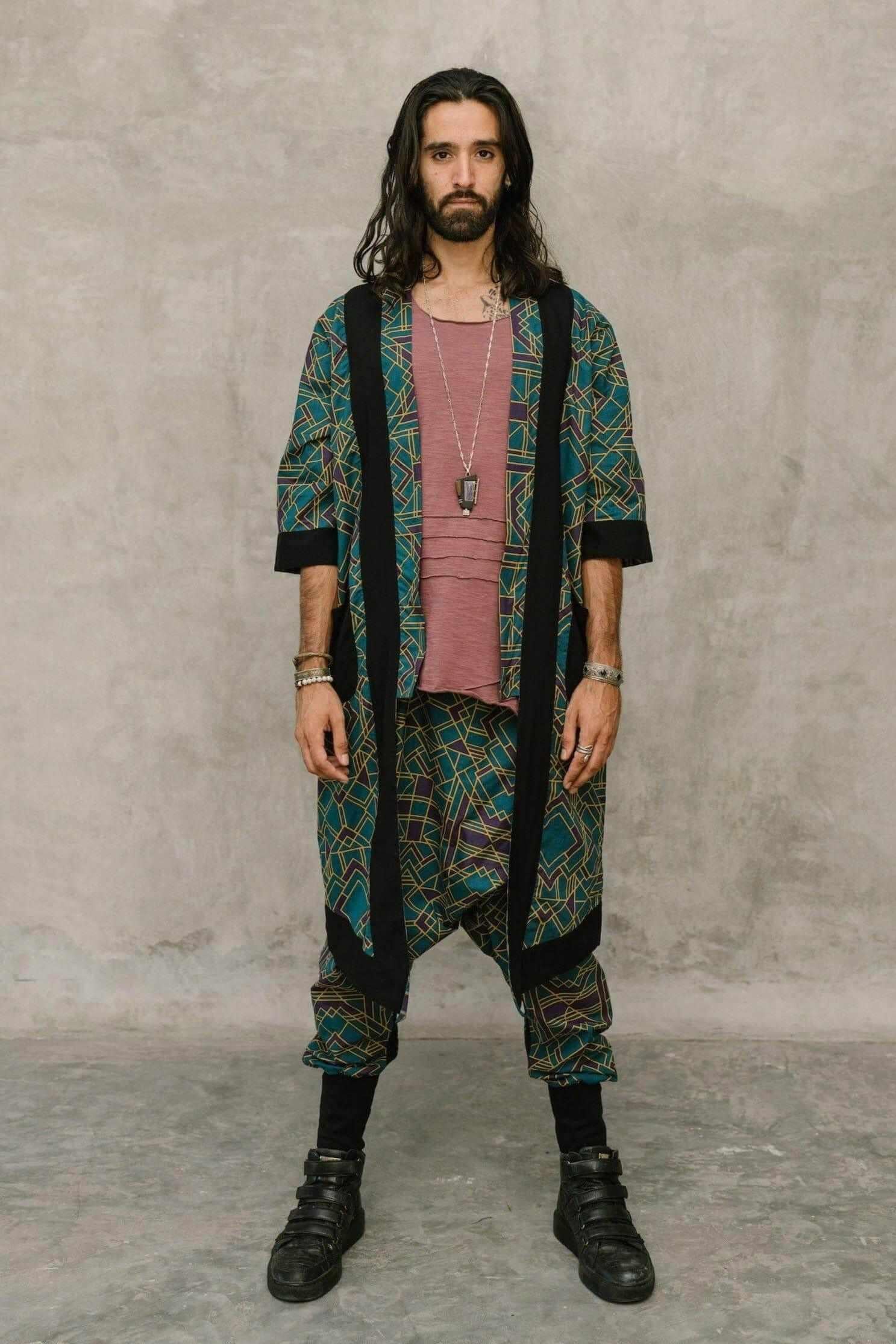 VALO Design Kimono VALO Spirit - An impressive and elegant long 100% cotton kimono cardigan, for festivals, beach or lounging at home