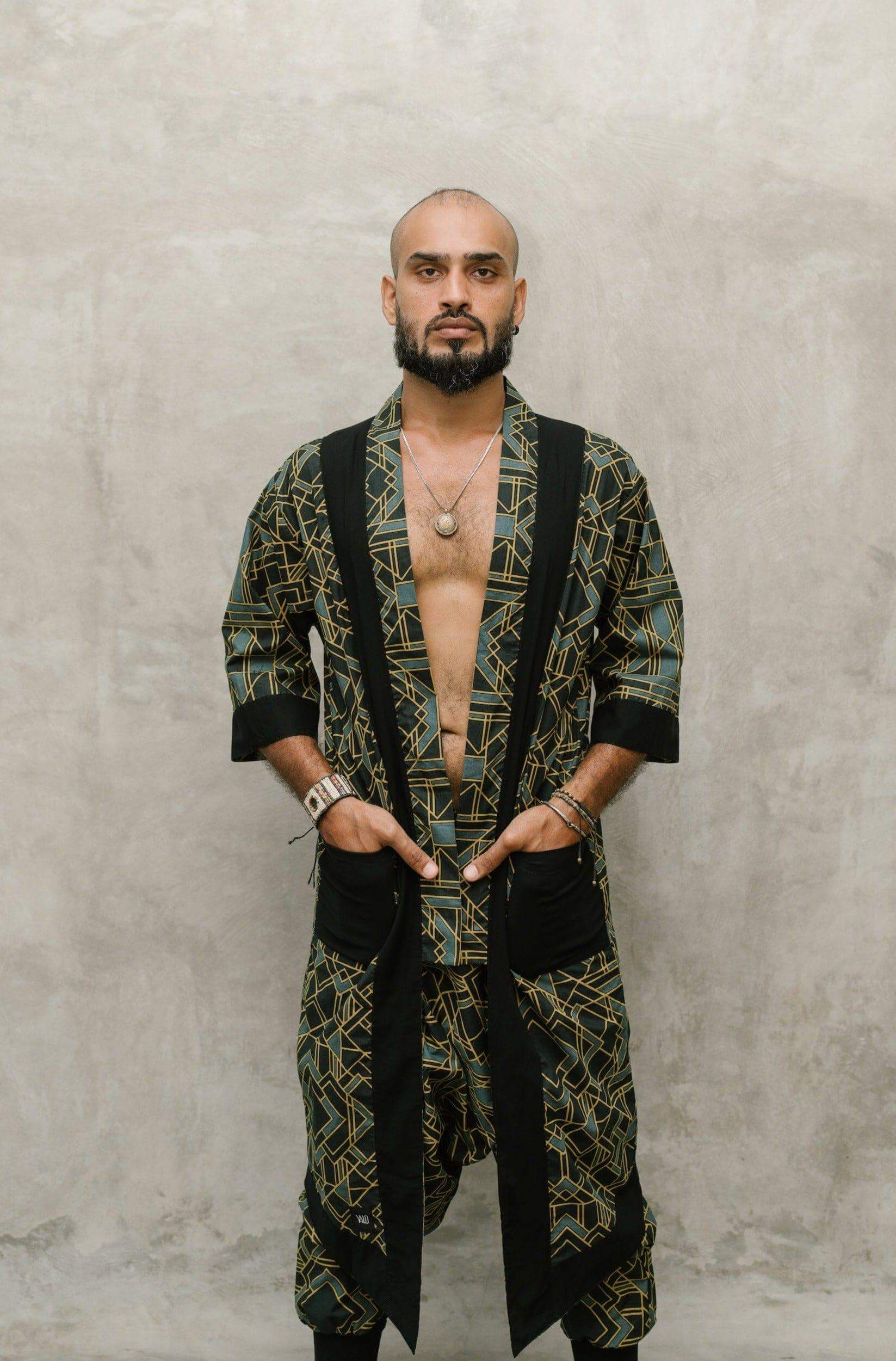 VALO Design VALO SPIRIT Green Geometric - elegant & unique cotton kimono cardigan