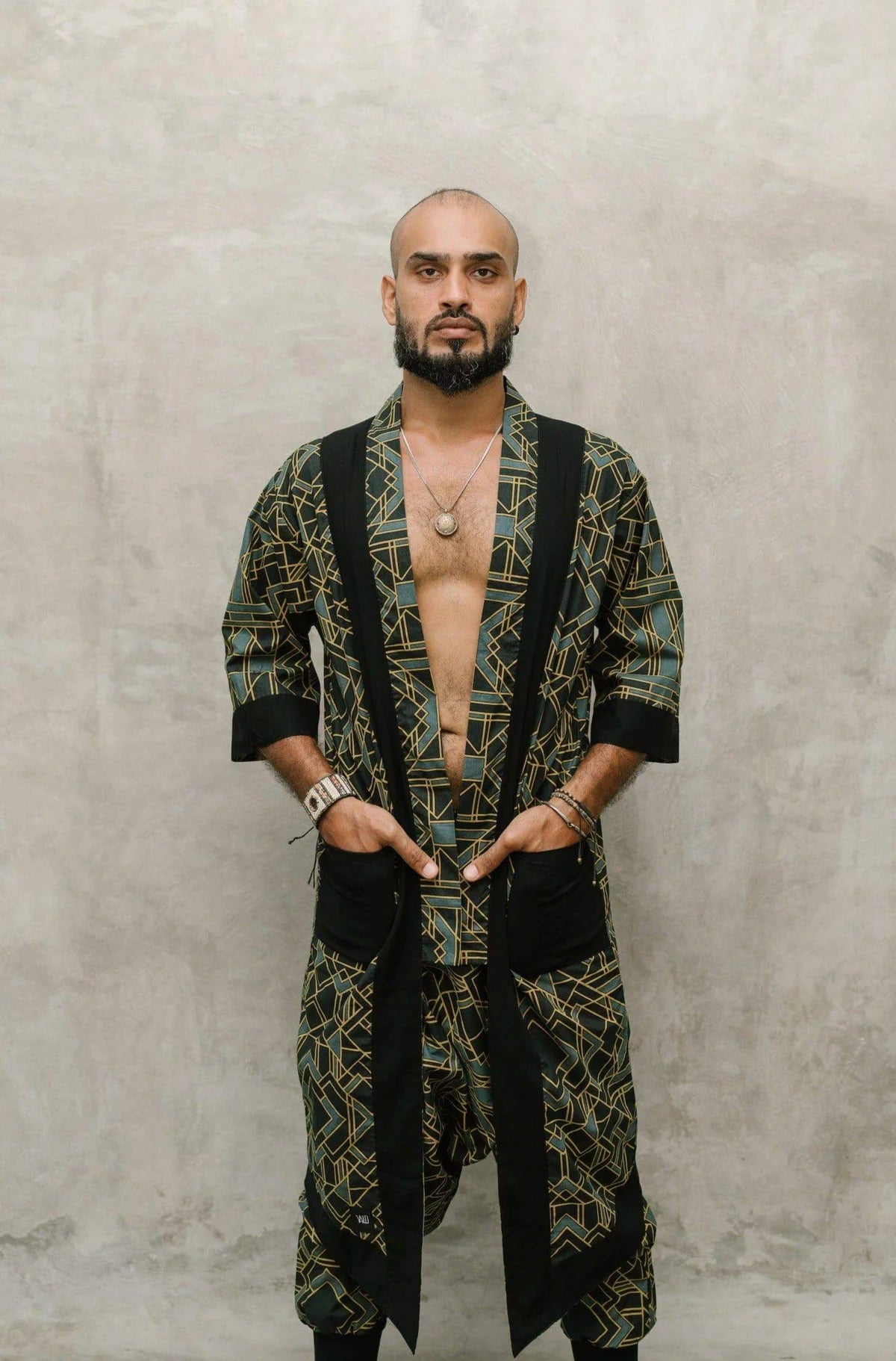 Valo Spirit Outfit - Green Geometric