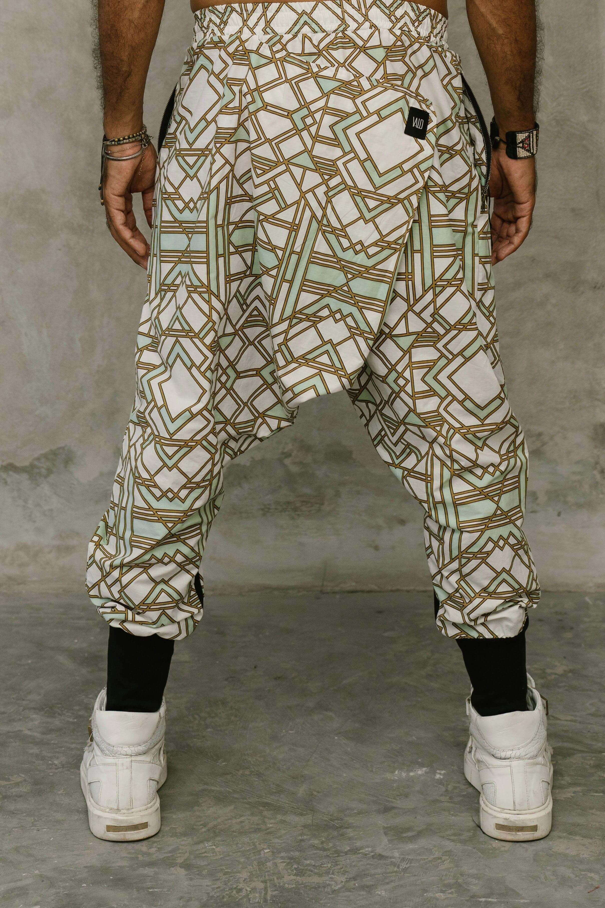 VALO Design SPIRIT NINJA White Geometric - Comfortable & stylish cotton print harem pants