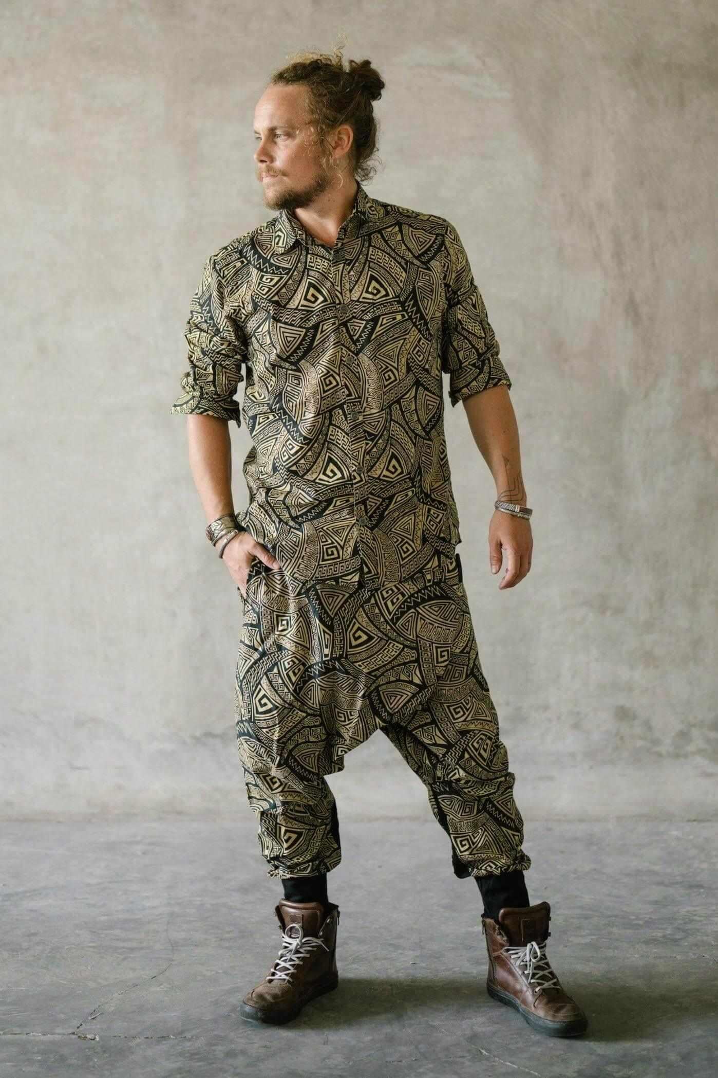 VALO SPIRIT PANTAI Black & Gold Tribal - A classic slim fit button up shirt with unique print - VALO Design Clothing