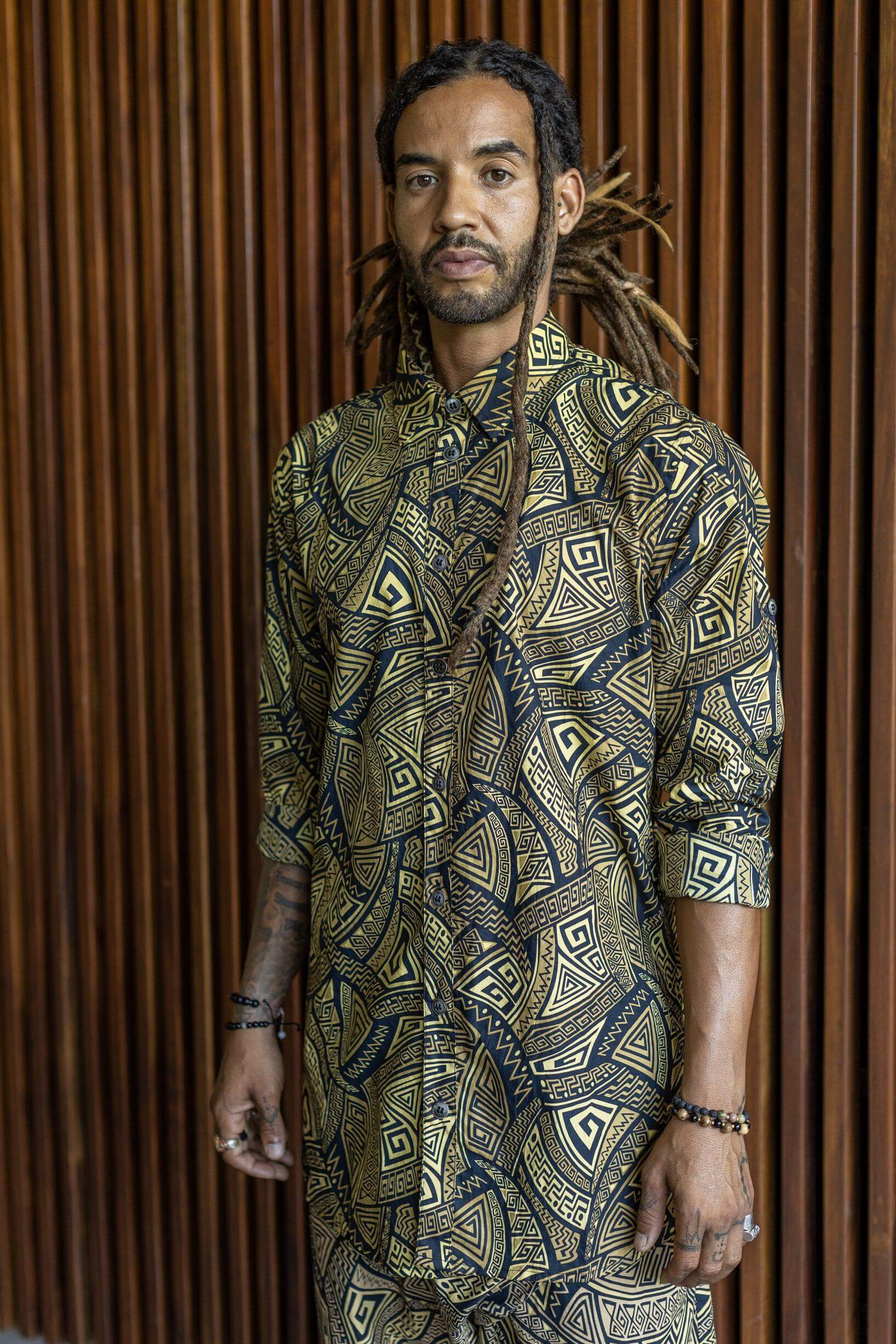 VALO SPIRIT PANTAI Black & Gold Tribal - A classic slim fit button up shirt with unique print - VALO Design Clothing