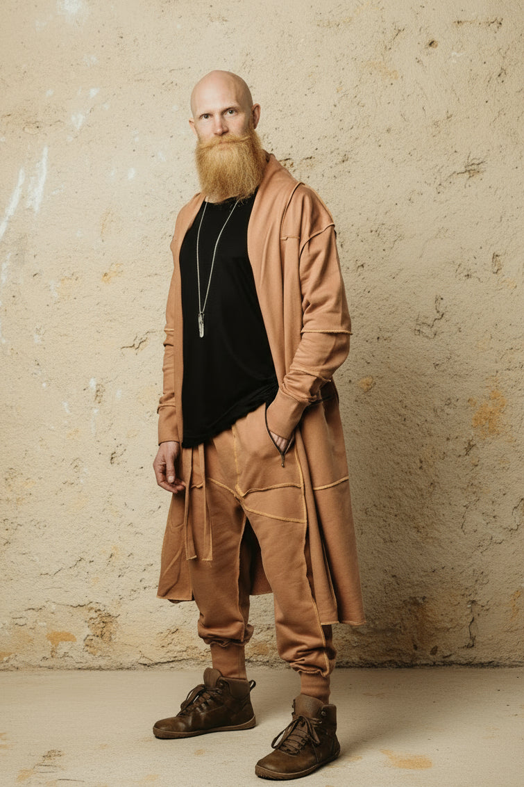 VALO Design Cape NORTHENER – A soft and comfortable long-sleeve hooded cardigan made from high-quality 100% French Terry cotton, featuring overlock stitching for added detail