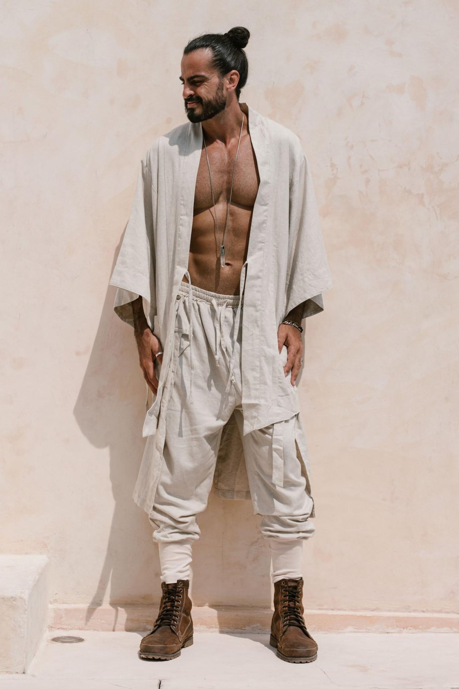 BUSHI Kimono - Japanese Inspired Short Kimono Robe