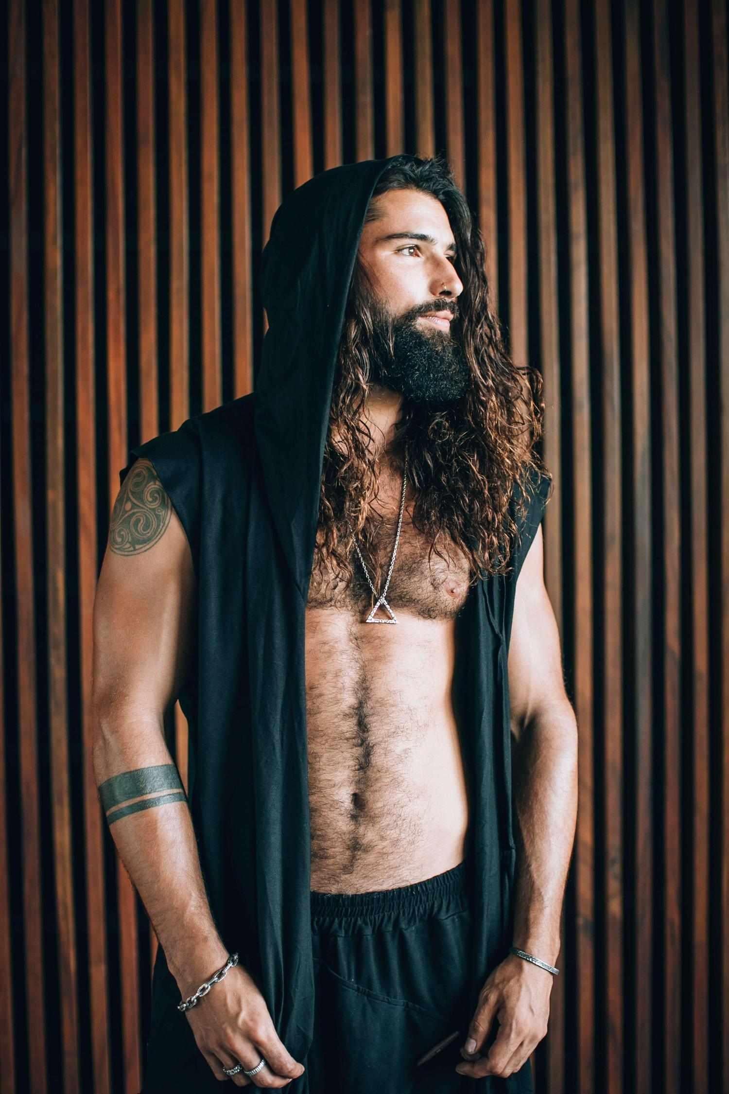 VALO Design Clothing Capes HANZO Black - Japanese style hooded bamboo Kimono Top