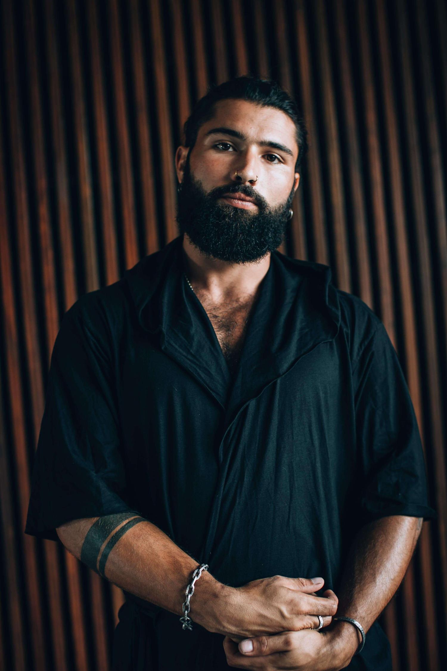 VALO Design Clothing Capes HANZO Black - Japanese style hooded bamboo Kimono Top