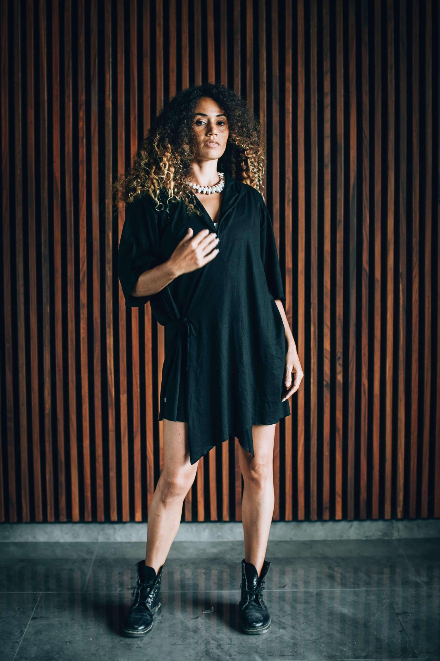 VALO Design Clothing Capes HANZO Black - Japanese style hooded bamboo Kimono Top