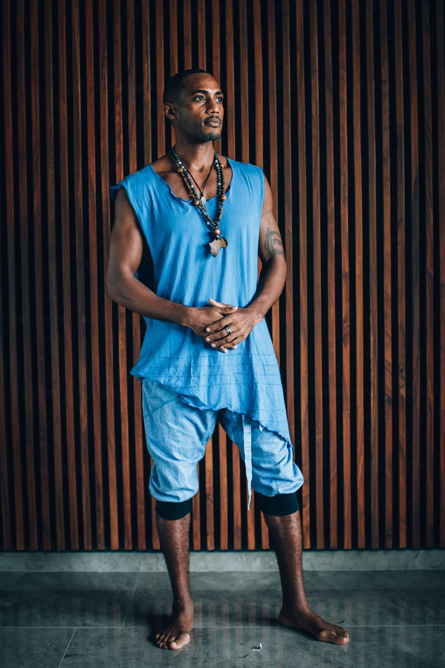 VALO Design Clothing Capris KIVI CAPRI – Crafted from high-quality 100% cotton tipis with a stonewashed effect for a unique look and superior softness