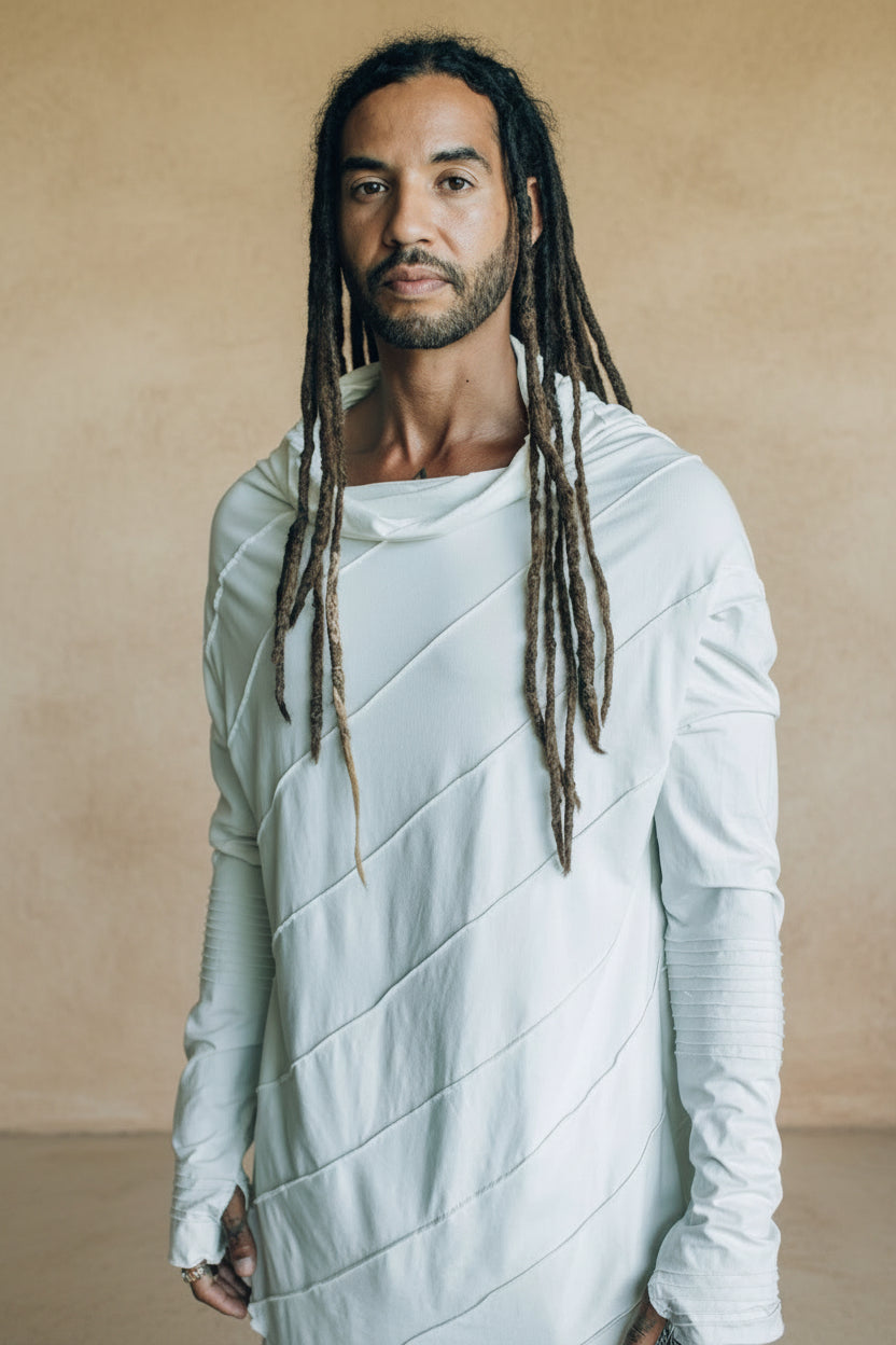 VALO Design Shirt KUNDALINI - Our KUNDALINI shirt is made from silky and light bamboo stretch fabric. Softness and comfort you wont believe until you experience it... It's truly like a second skin!