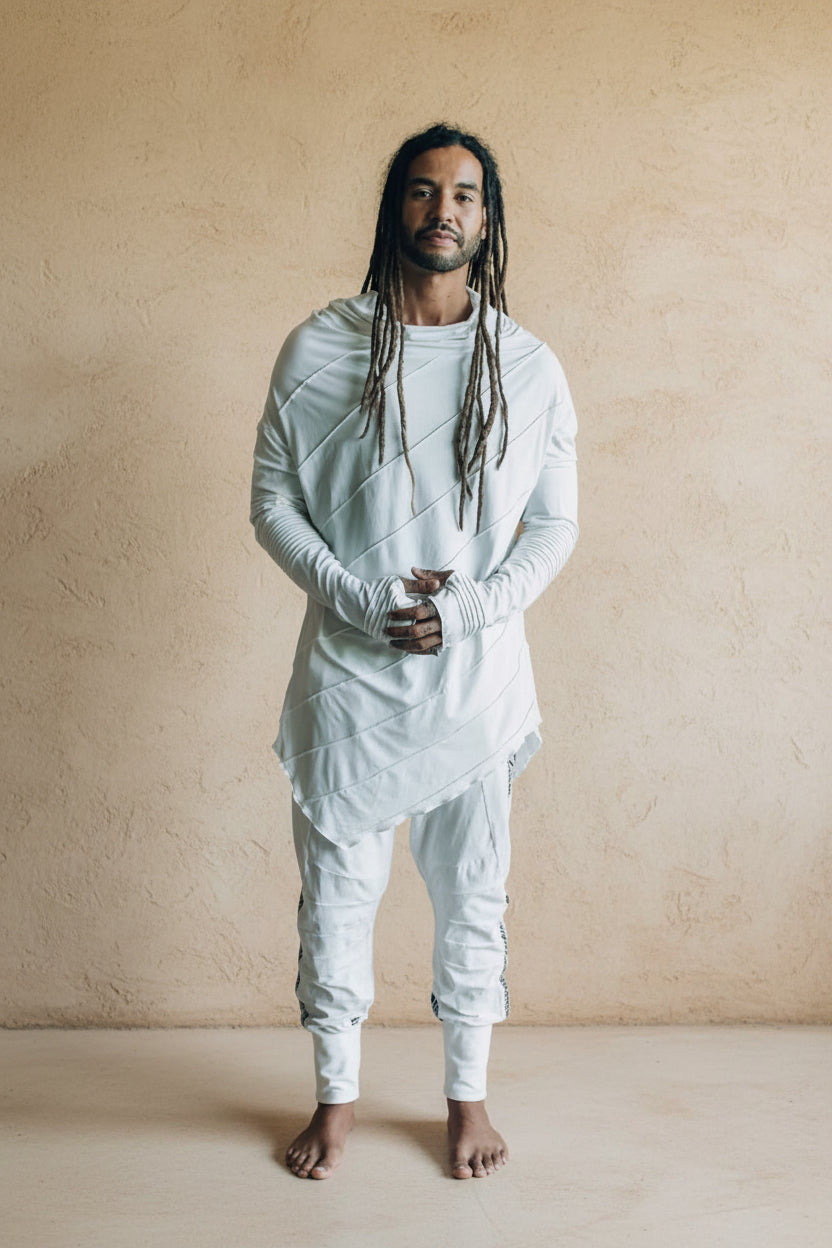 VALO Design Shirt KUNDALINI - Our KUNDALINI shirt is made from silky and light bamboo stretch fabric. Softness and comfort you wont believe until you experience it... It's truly like a second skin!