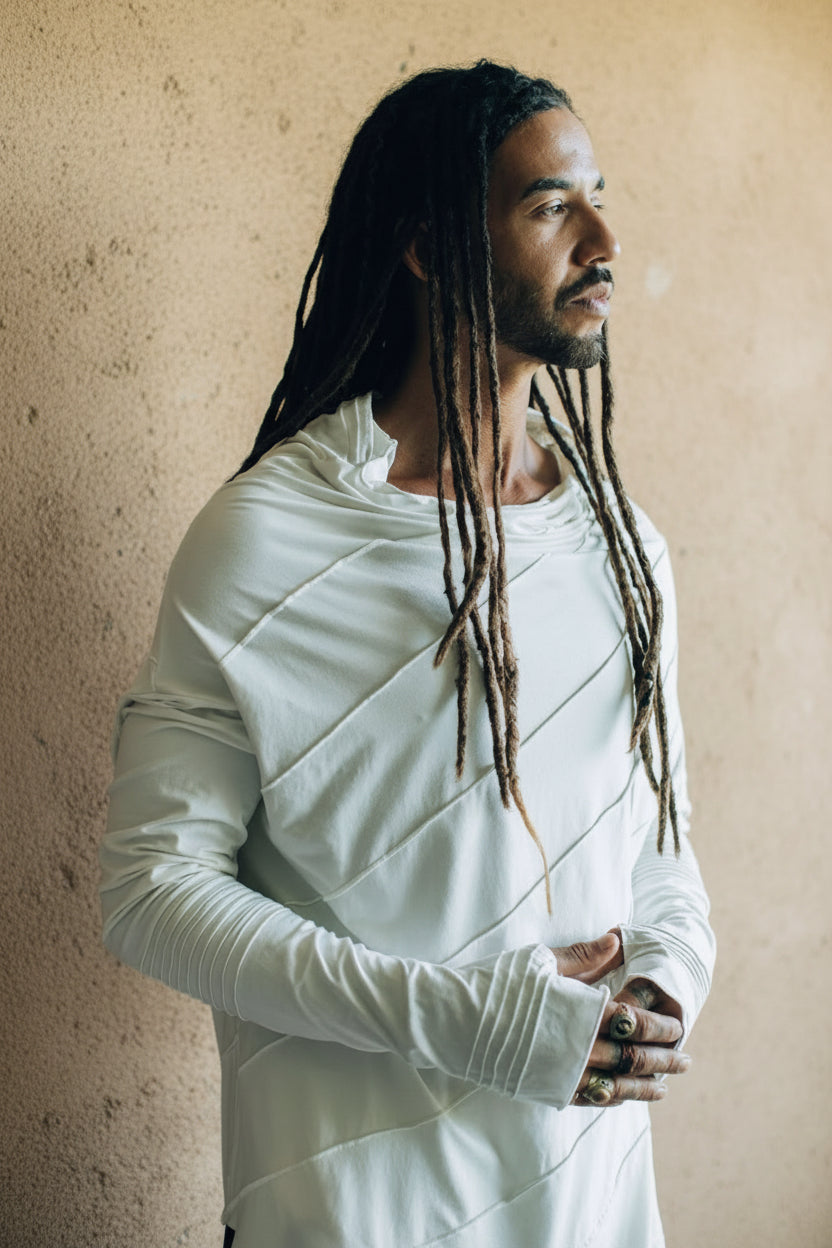 VALO Design Shirt KUNDALINI - Our KUNDALINI shirt is made from silky and light bamboo stretch fabric. Softness and comfort you wont believe until you experience it... It's truly like a second skin!